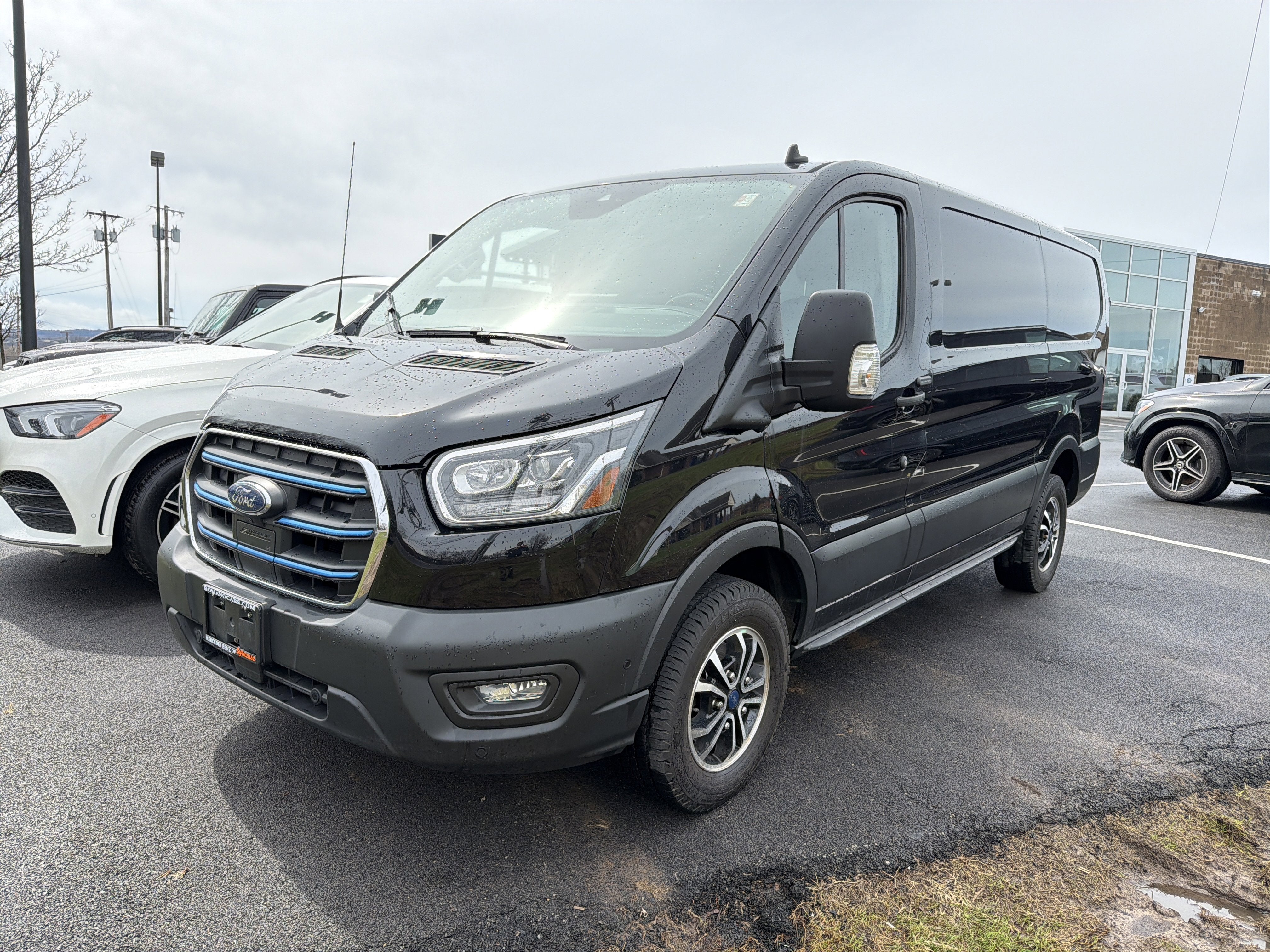 2023 Ford E-Transit Cargo Van T-350 130" Low Rf 9500 GVWR RWD