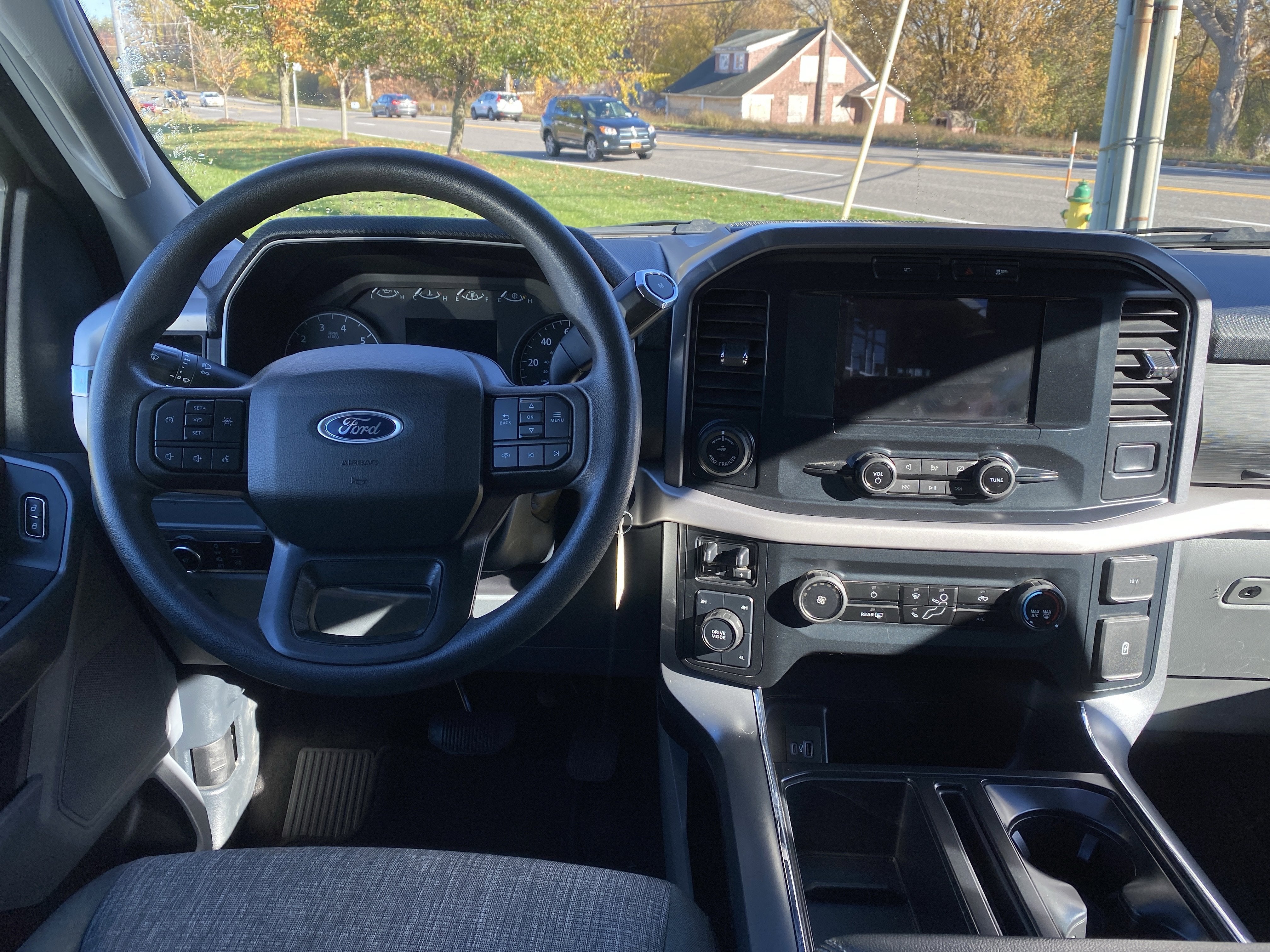 2023 Ford F-150 XLT 4WD SuperCrew 5.5' Box