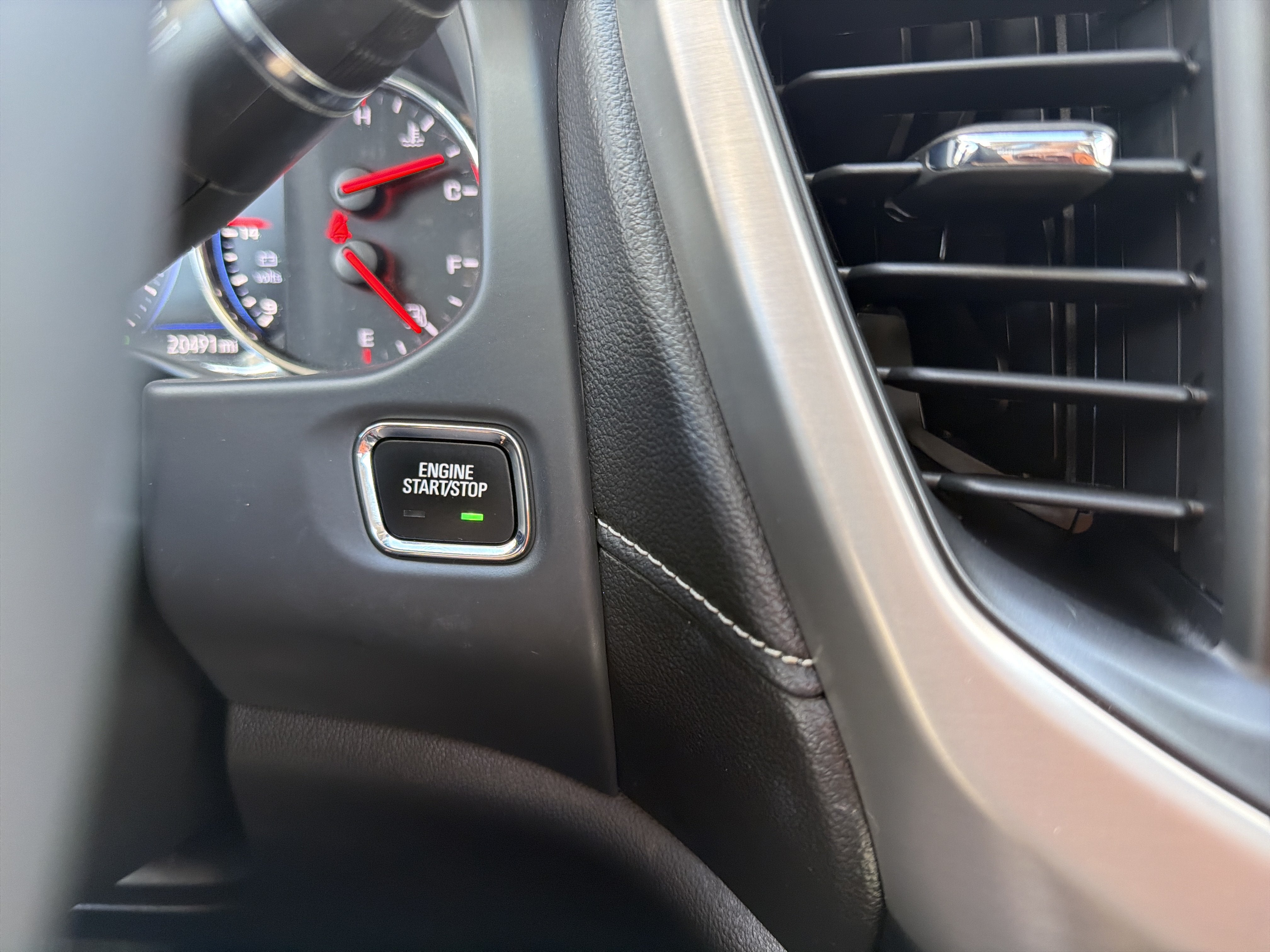 2023 GMC Acadia AWD 4dr Denali