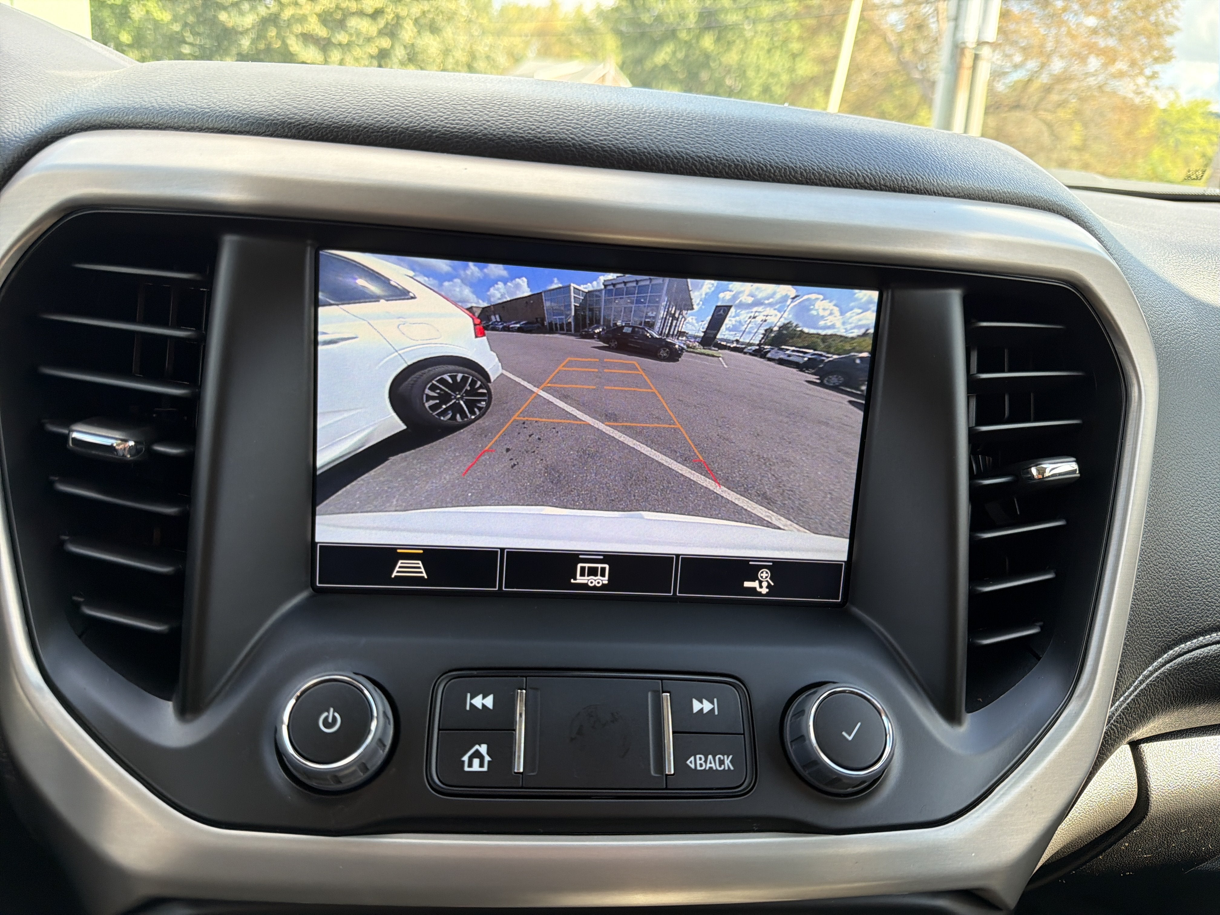2023 GMC Acadia AWD 4dr Denali