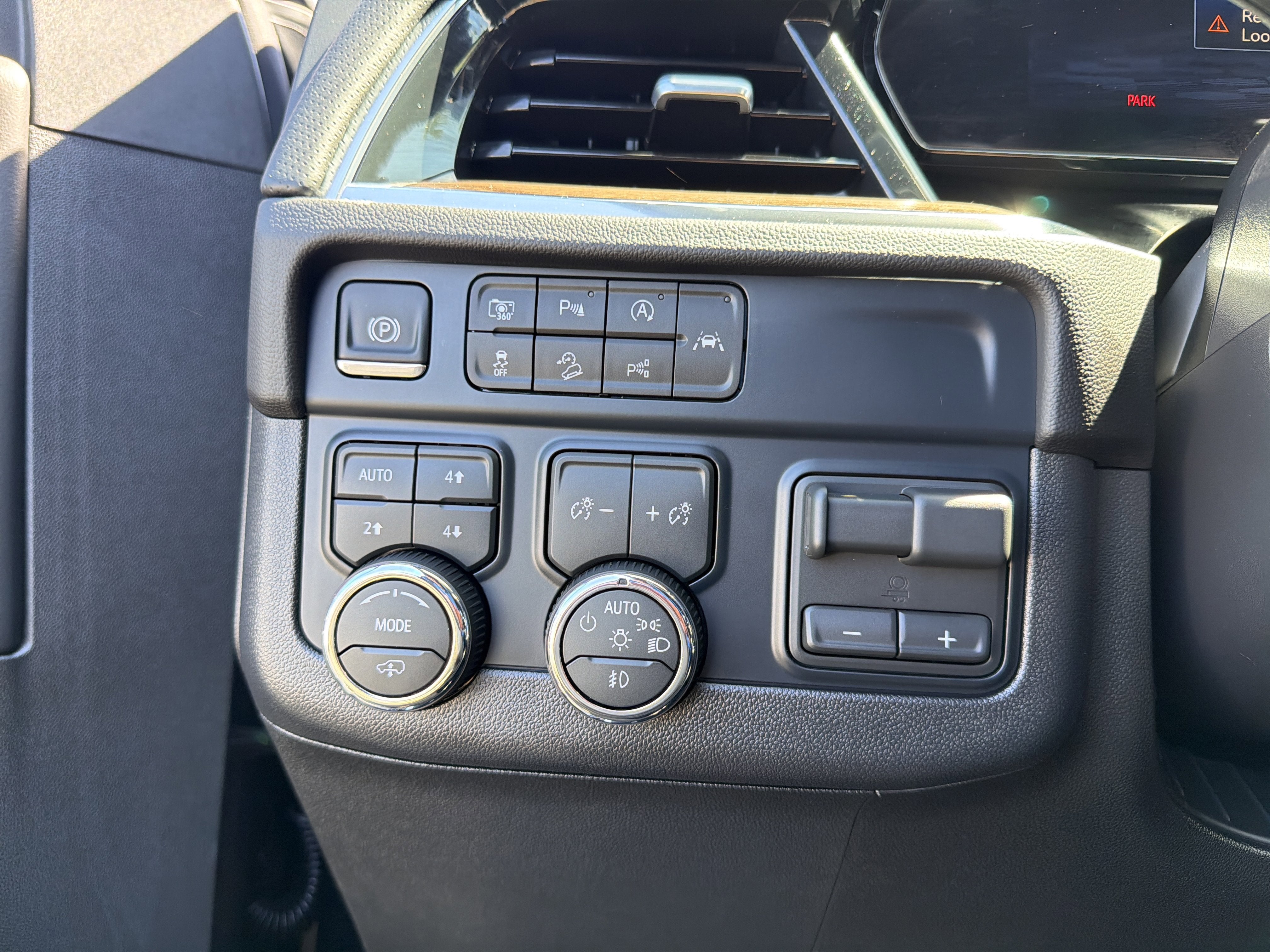 2026 Chevrolet Suburban 4WD 4dr High Country