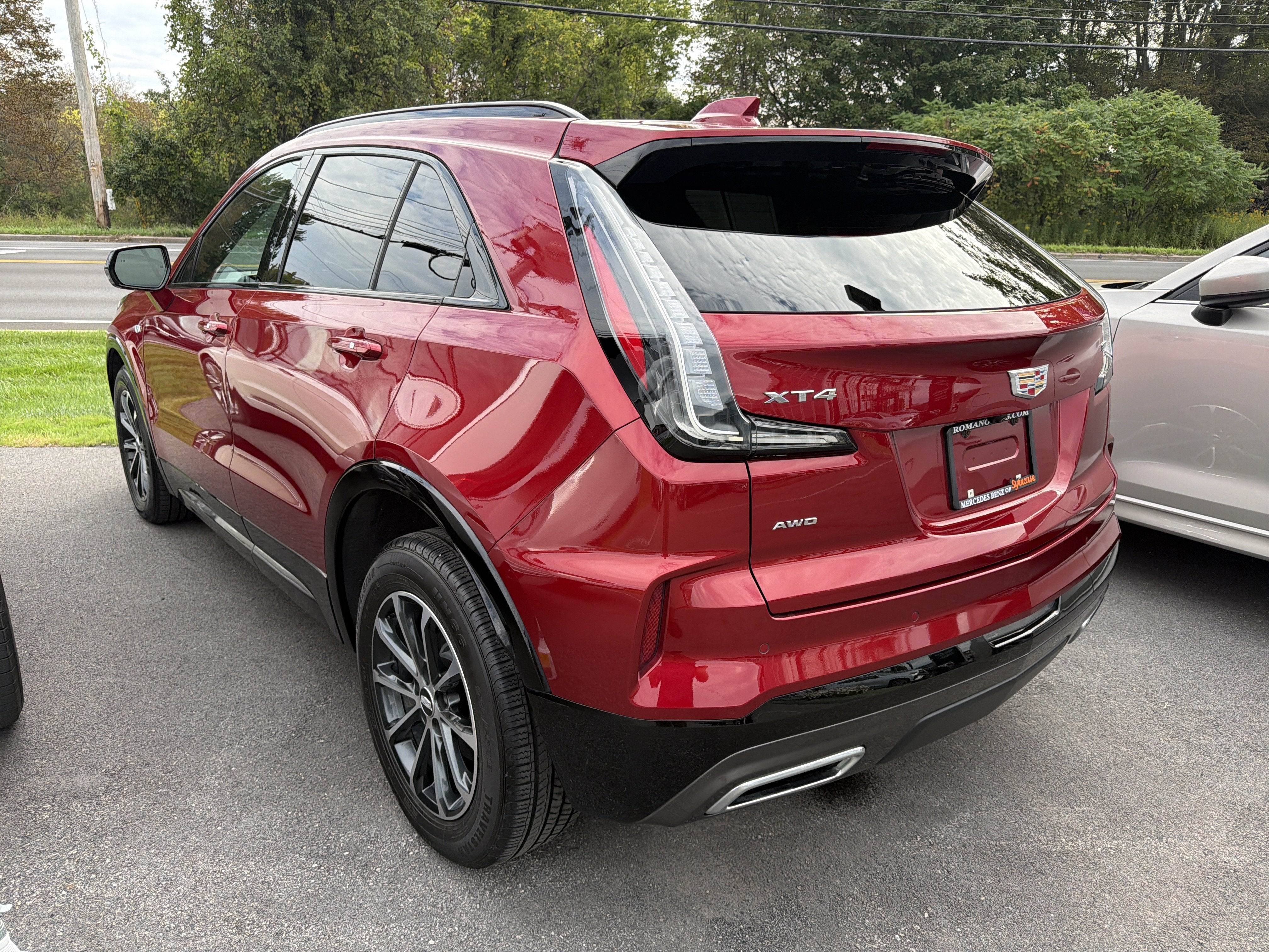 2024 Cadillac XT4 AWD 4dr Sport