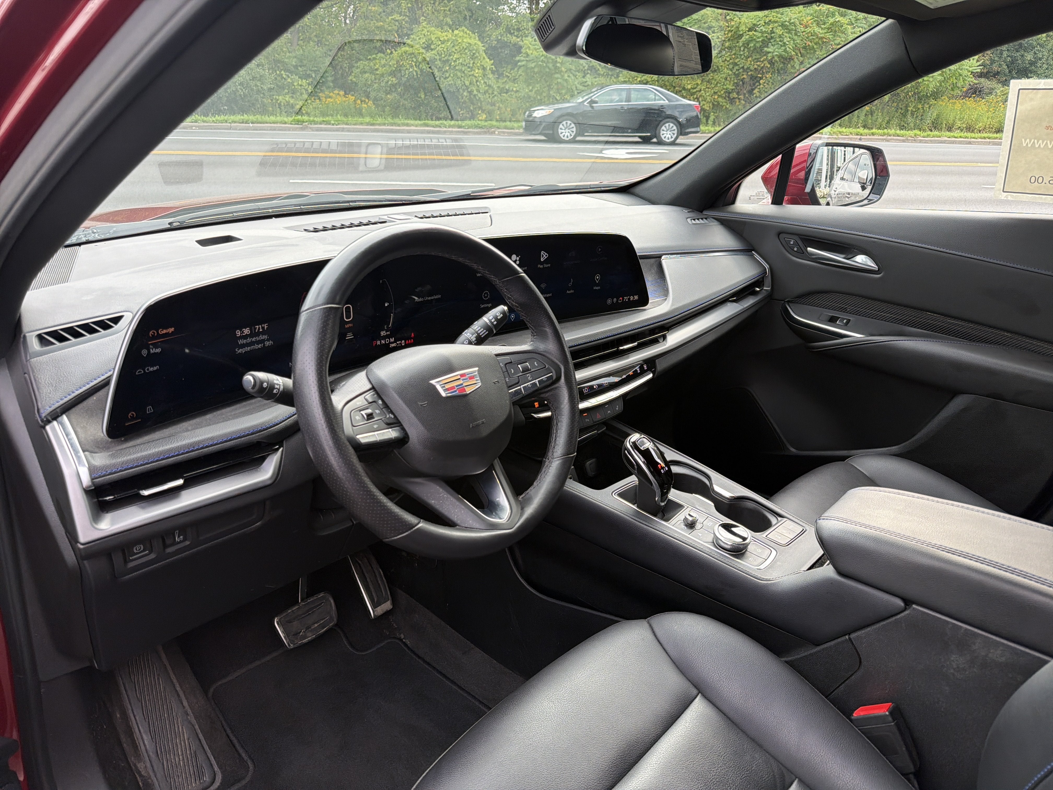2024 Cadillac XT4 AWD 4dr Sport