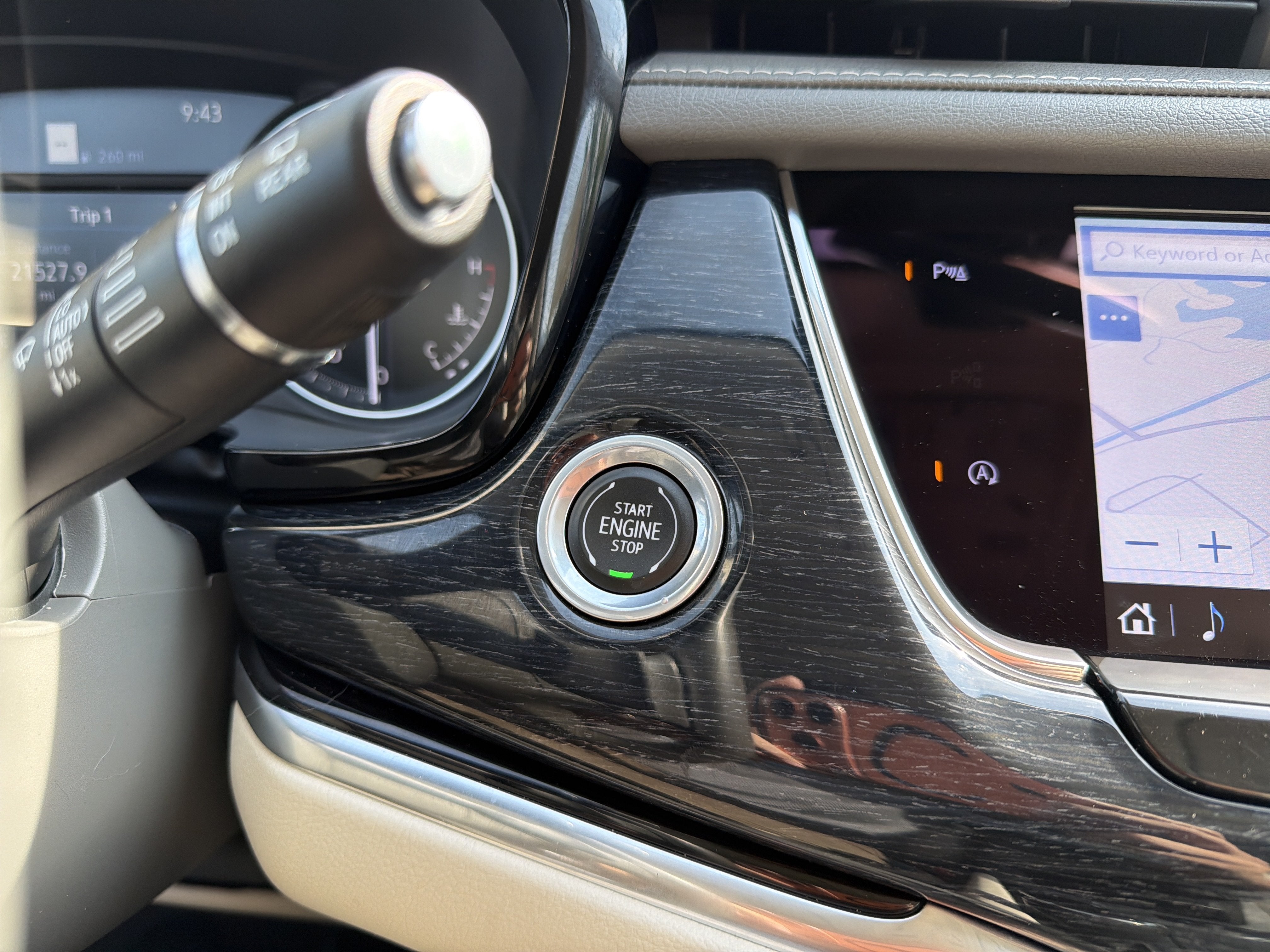 2023 Cadillac XT6 AWD 4dr Premium Luxury