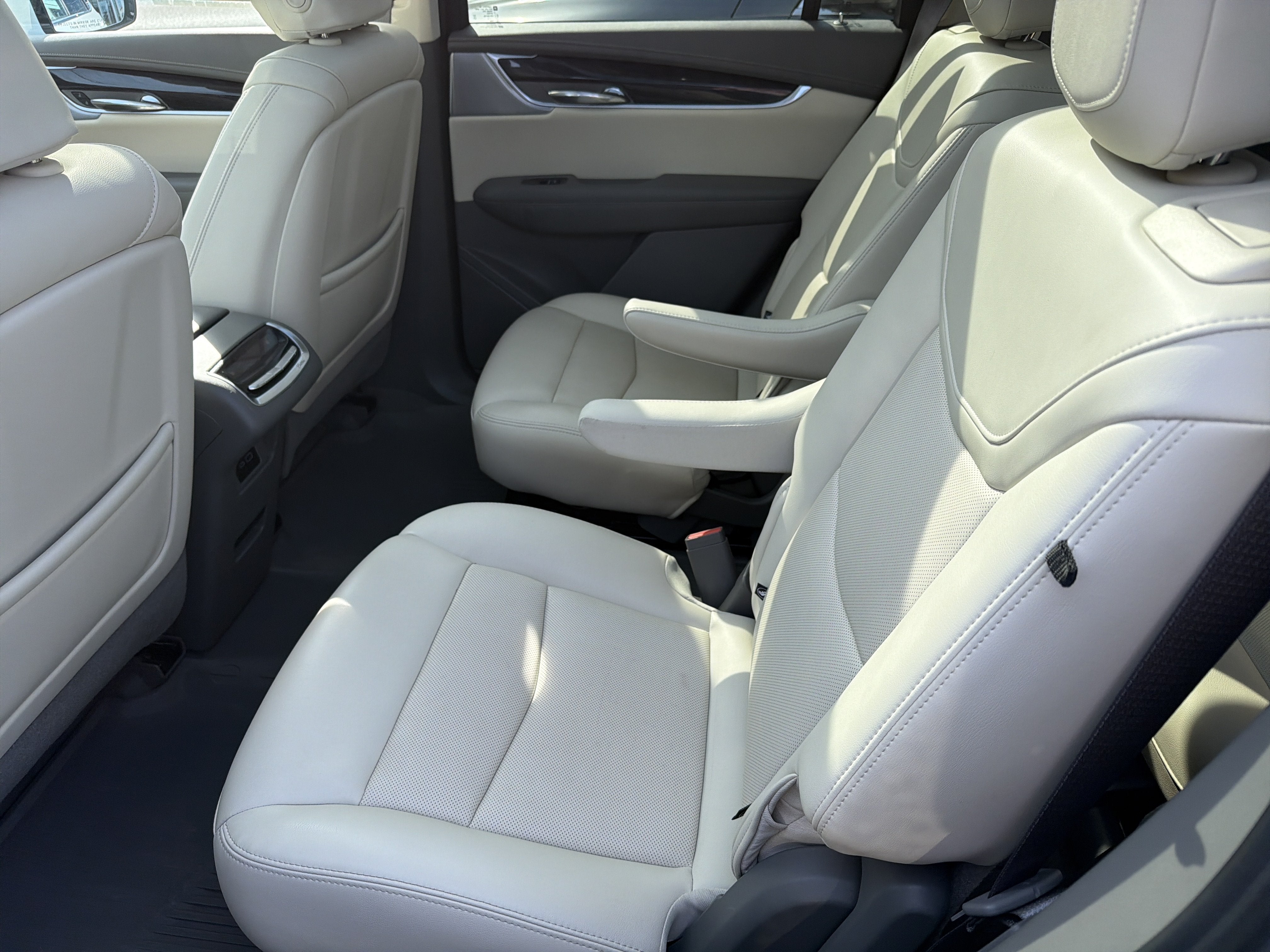2023 Cadillac XT6 AWD 4dr Premium Luxury