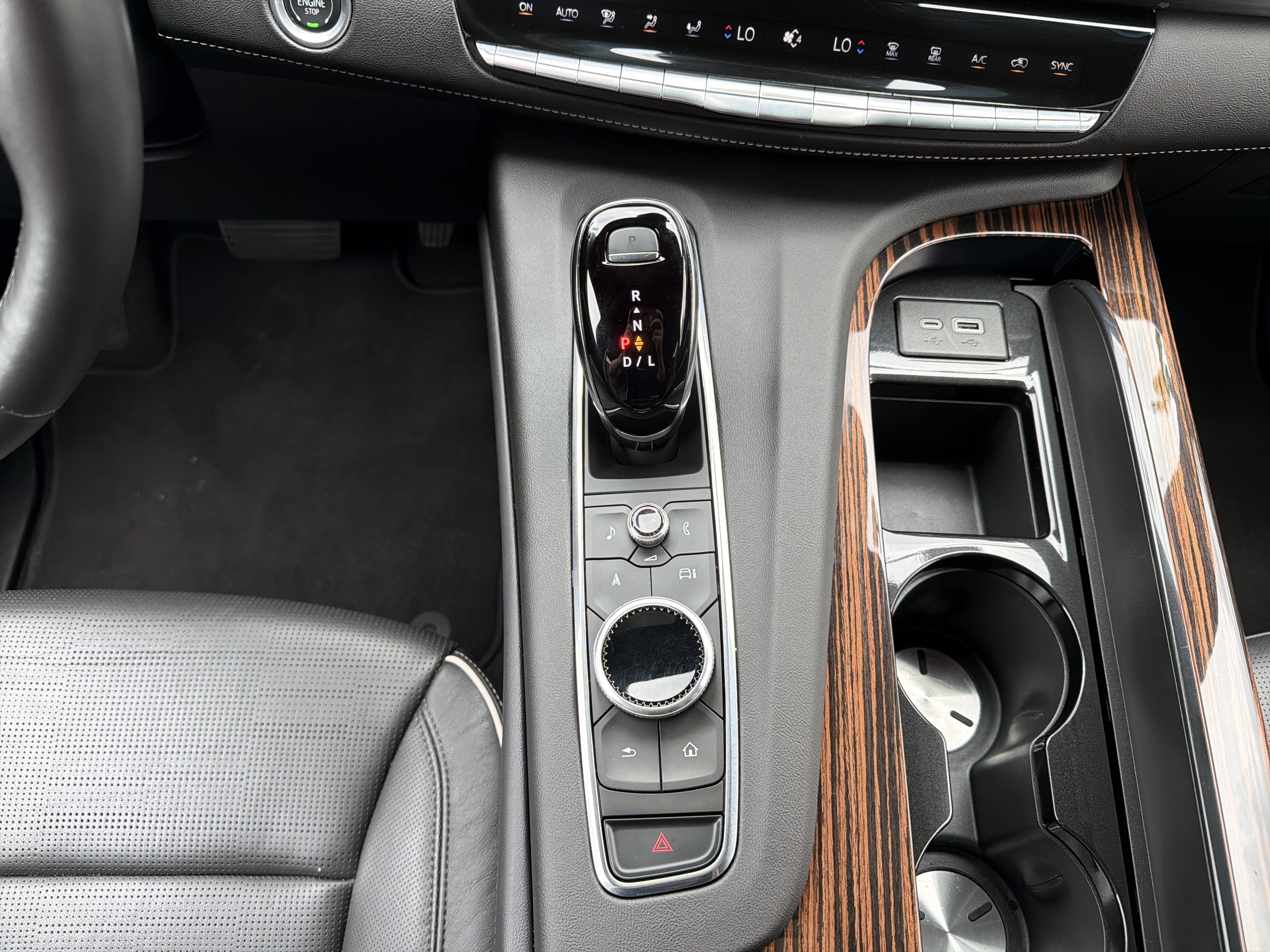 2024 Cadillac Escalade 4WD 4dr Premium Luxury