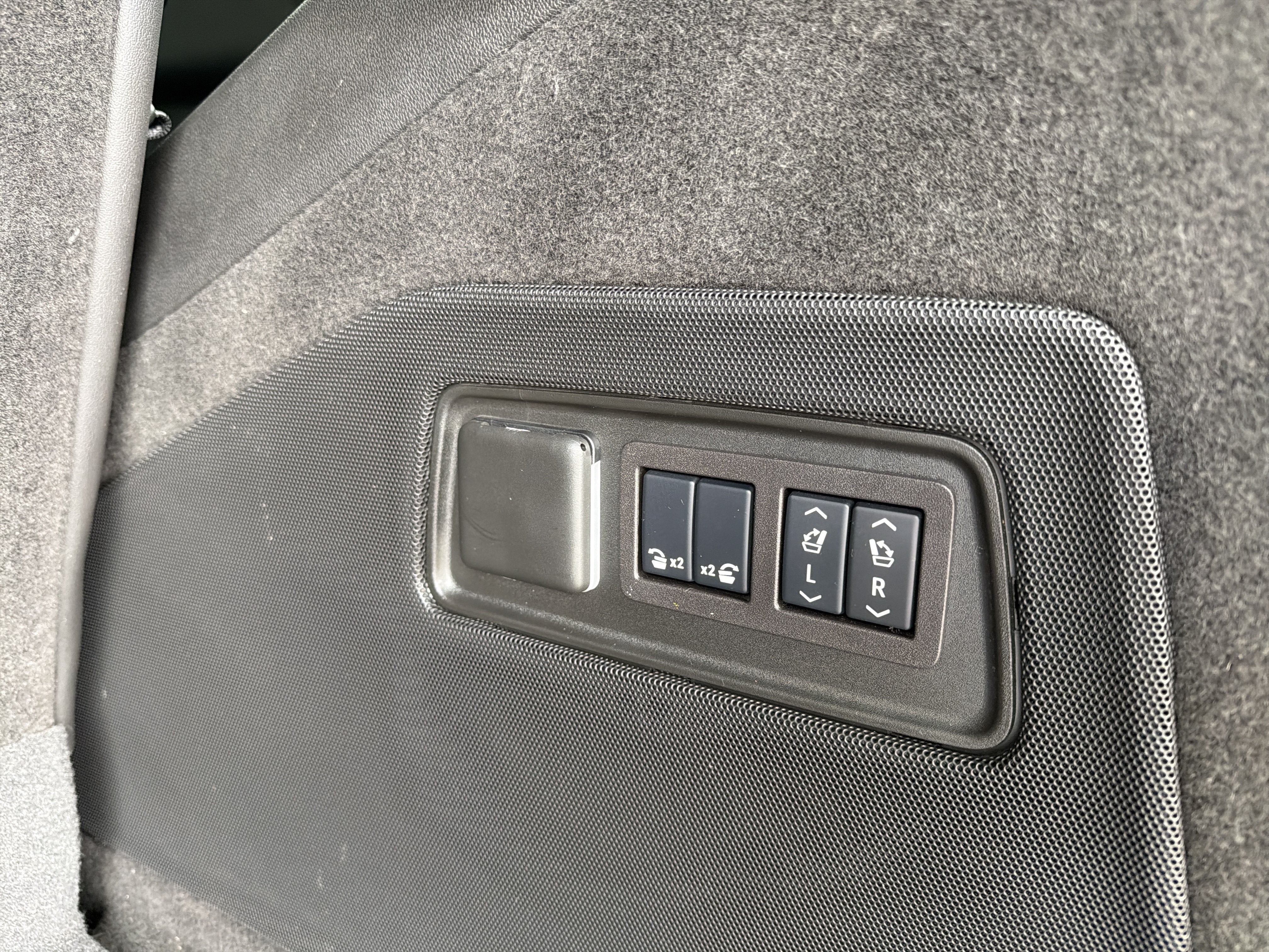 2024 Cadillac Escalade 4WD 4dr Premium Luxury