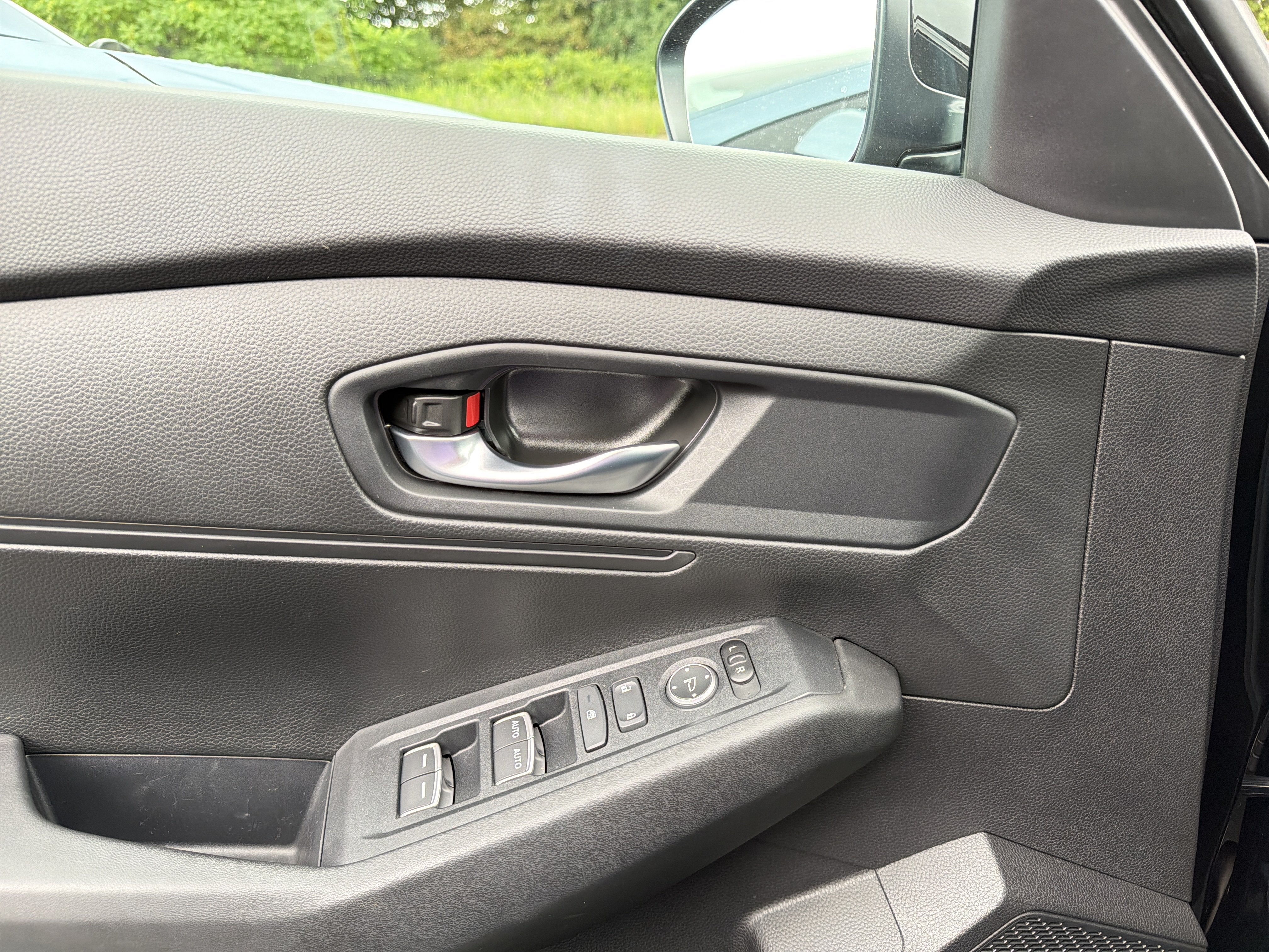 2025 Honda Accord Sedan LX CVT