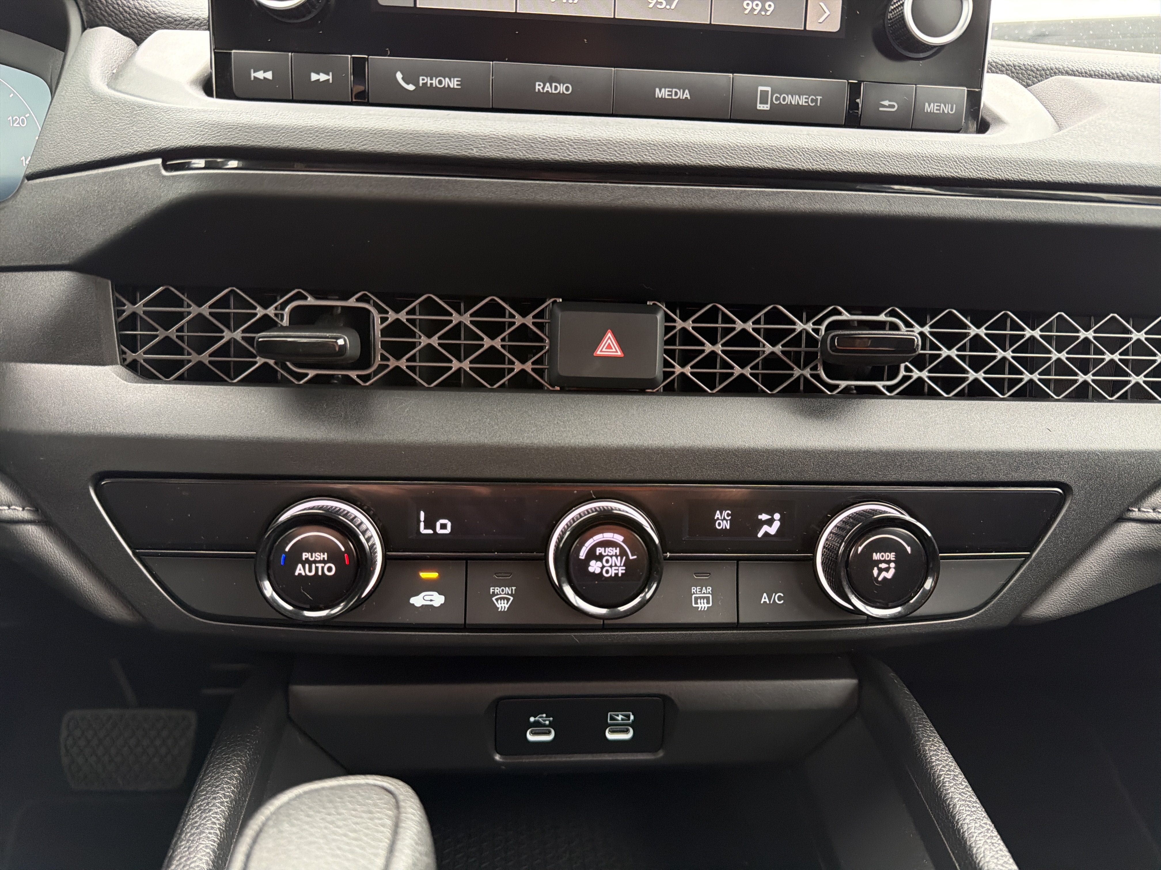 2025 Honda Accord Sedan LX CVT