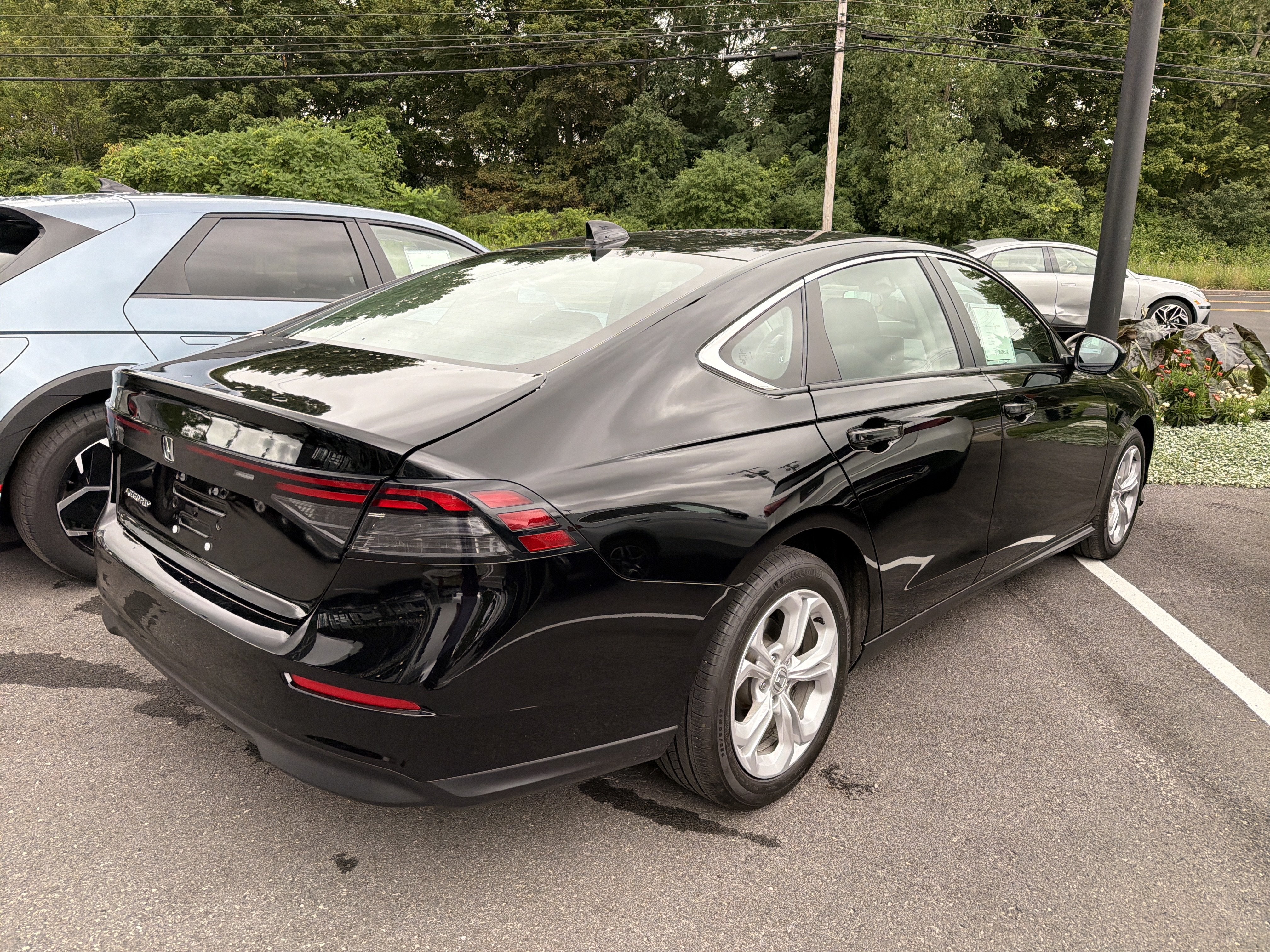 2025 Honda Accord Sedan LX CVT