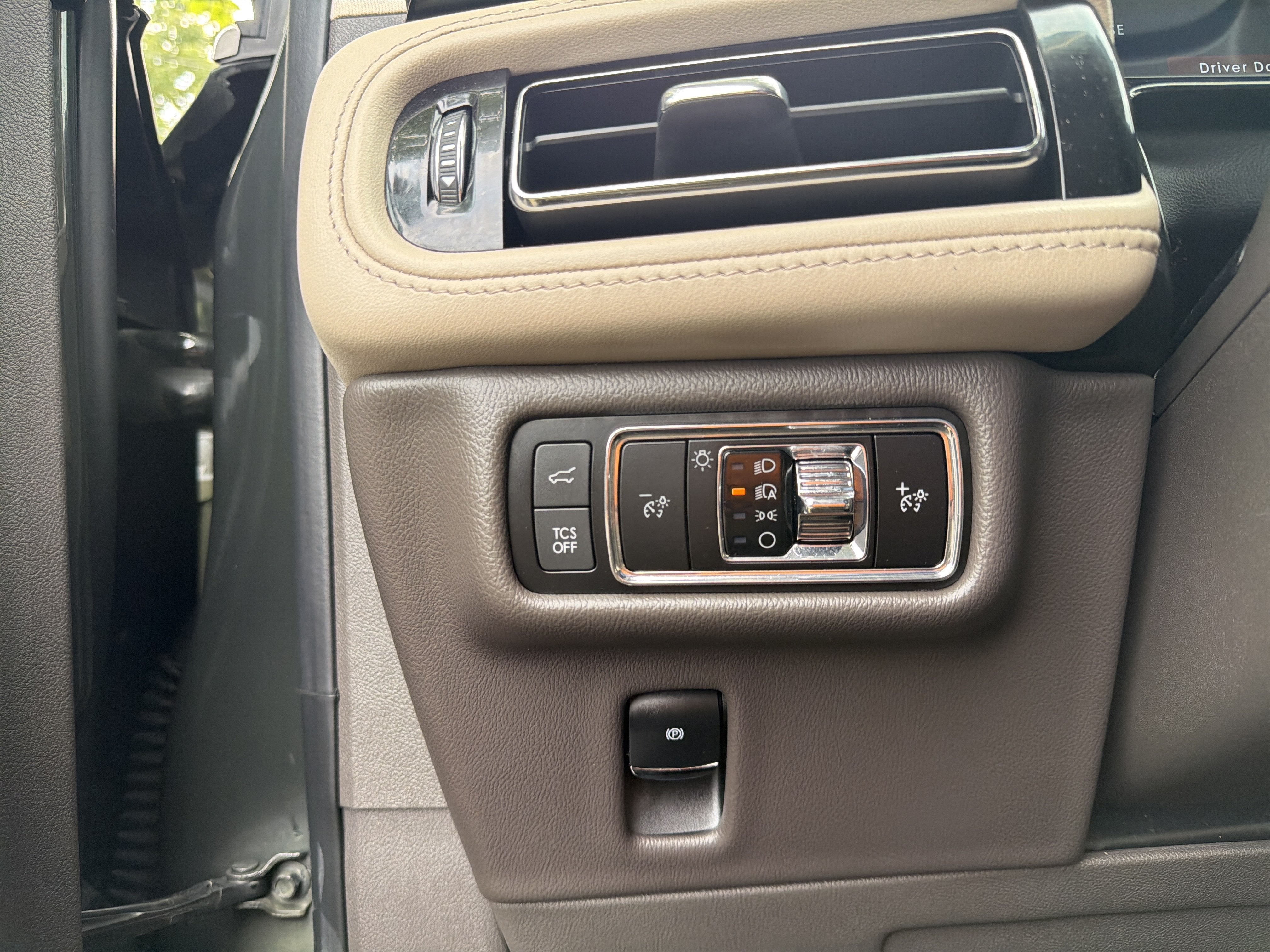 2023 Lincoln Nautilus Standard AWD