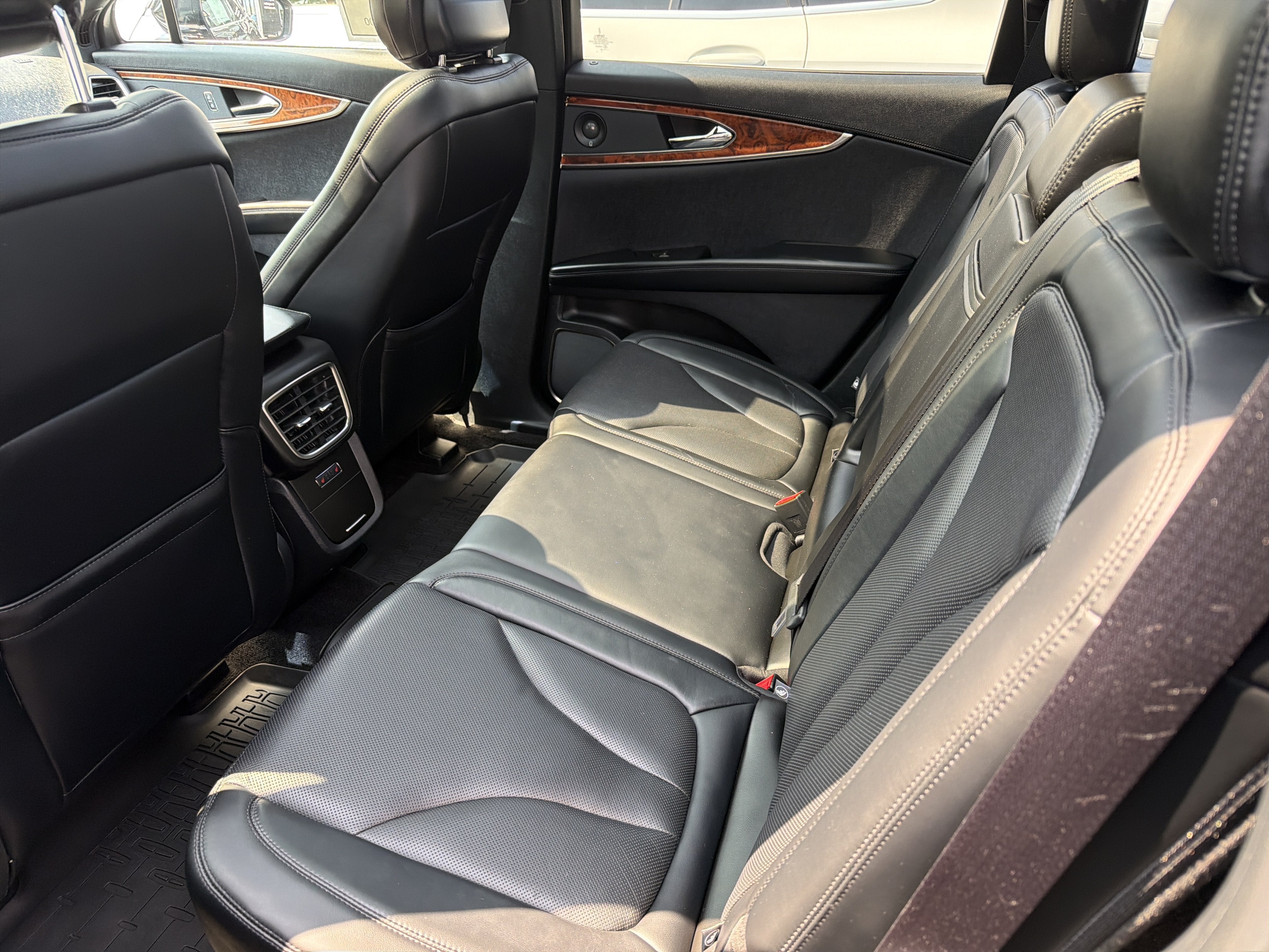 2020 Lincoln Nautilus Reserve AWD