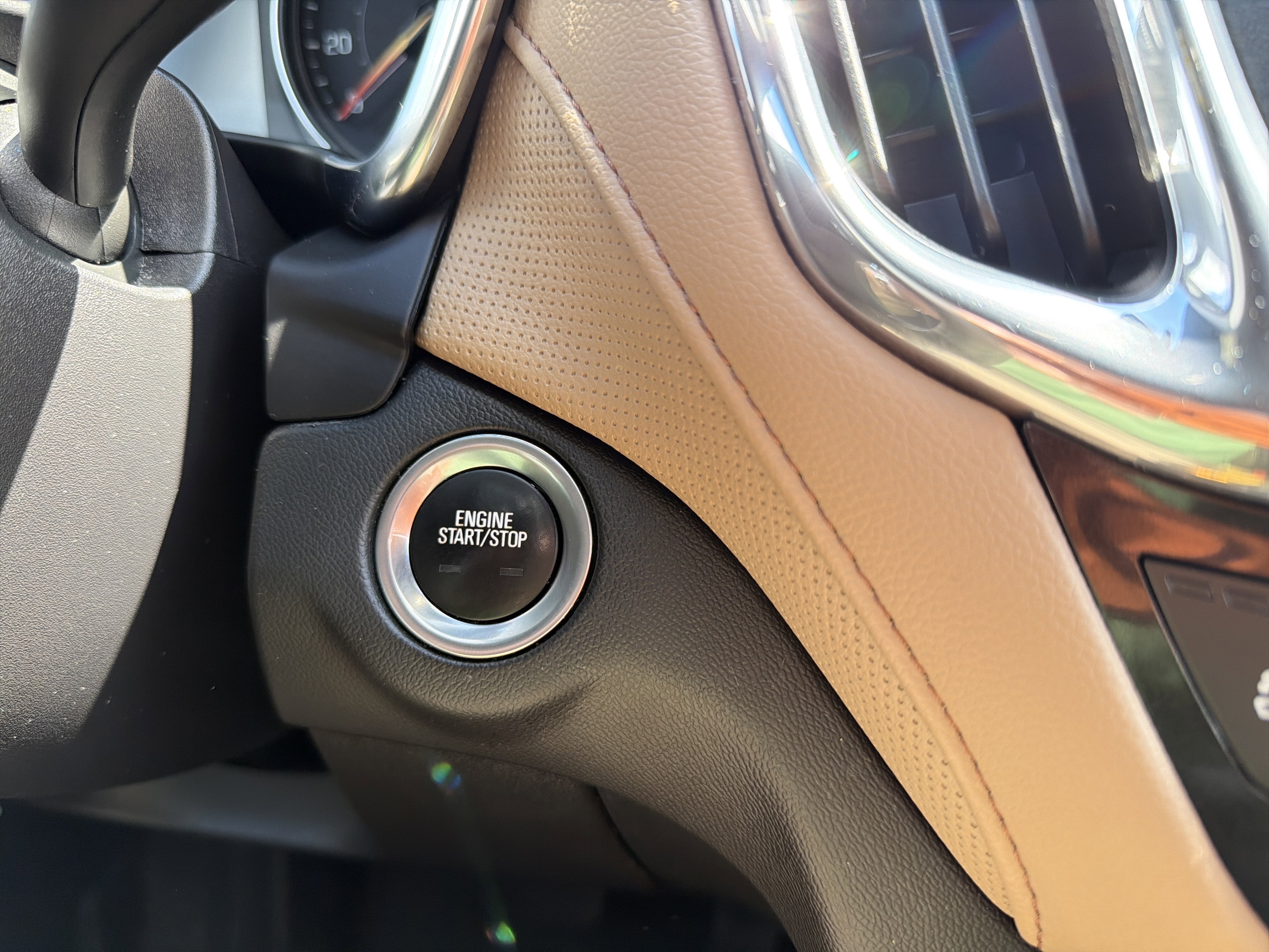 2023 Chevrolet Equinox AWD 4dr Premier