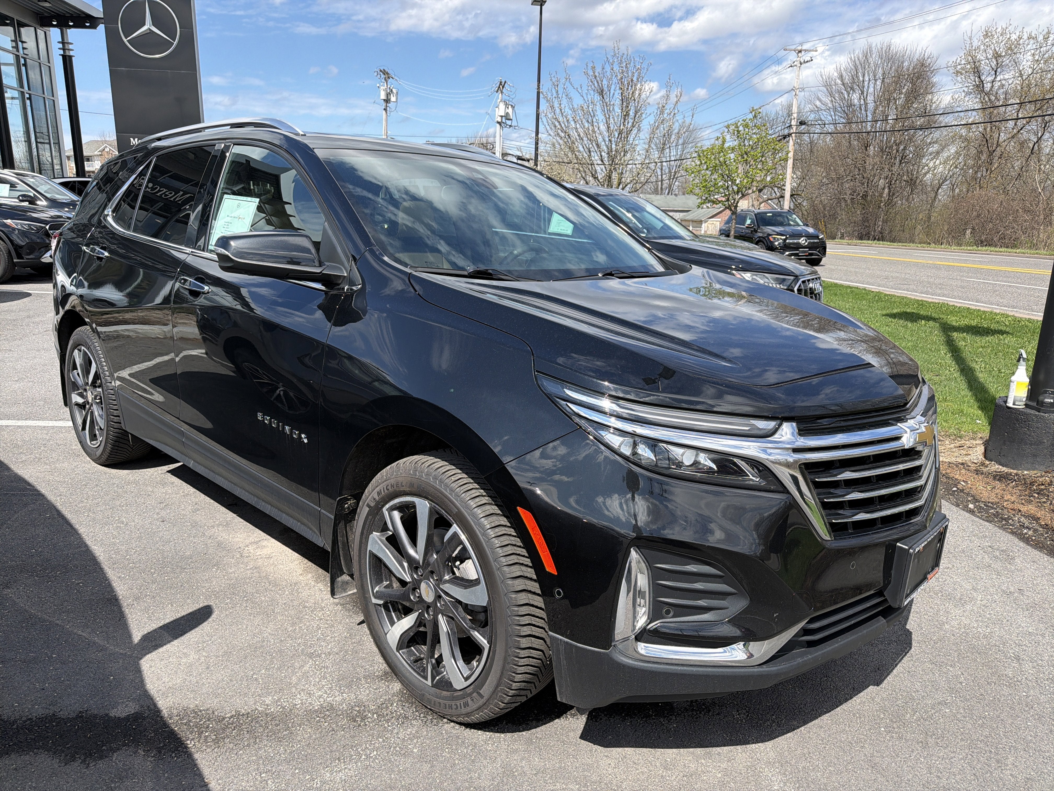 2023 Chevrolet Equinox AWD 4dr Premier