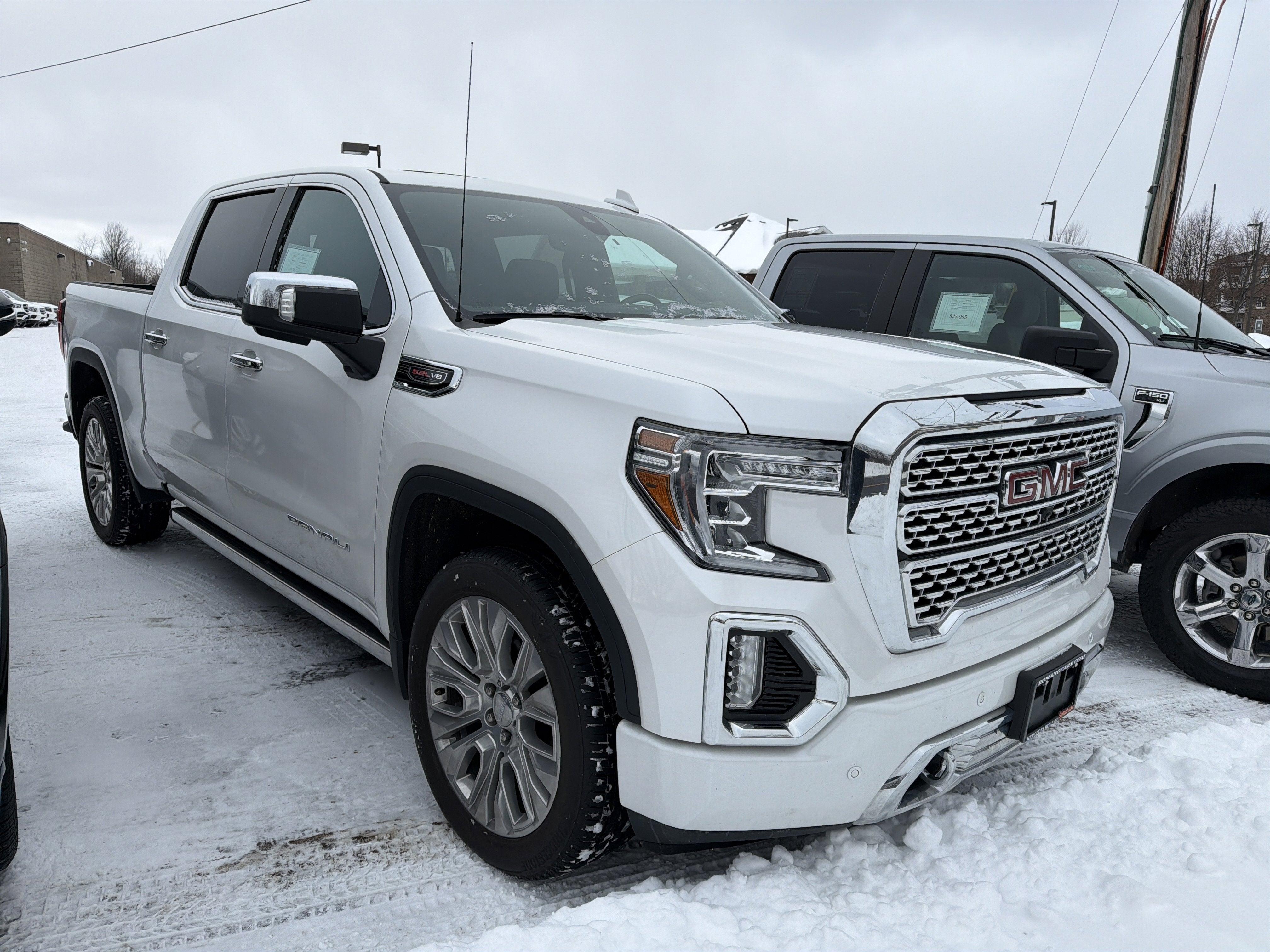 2022 GMC Sierra 1500 Limited 4WD Crew Cab 147 Denali