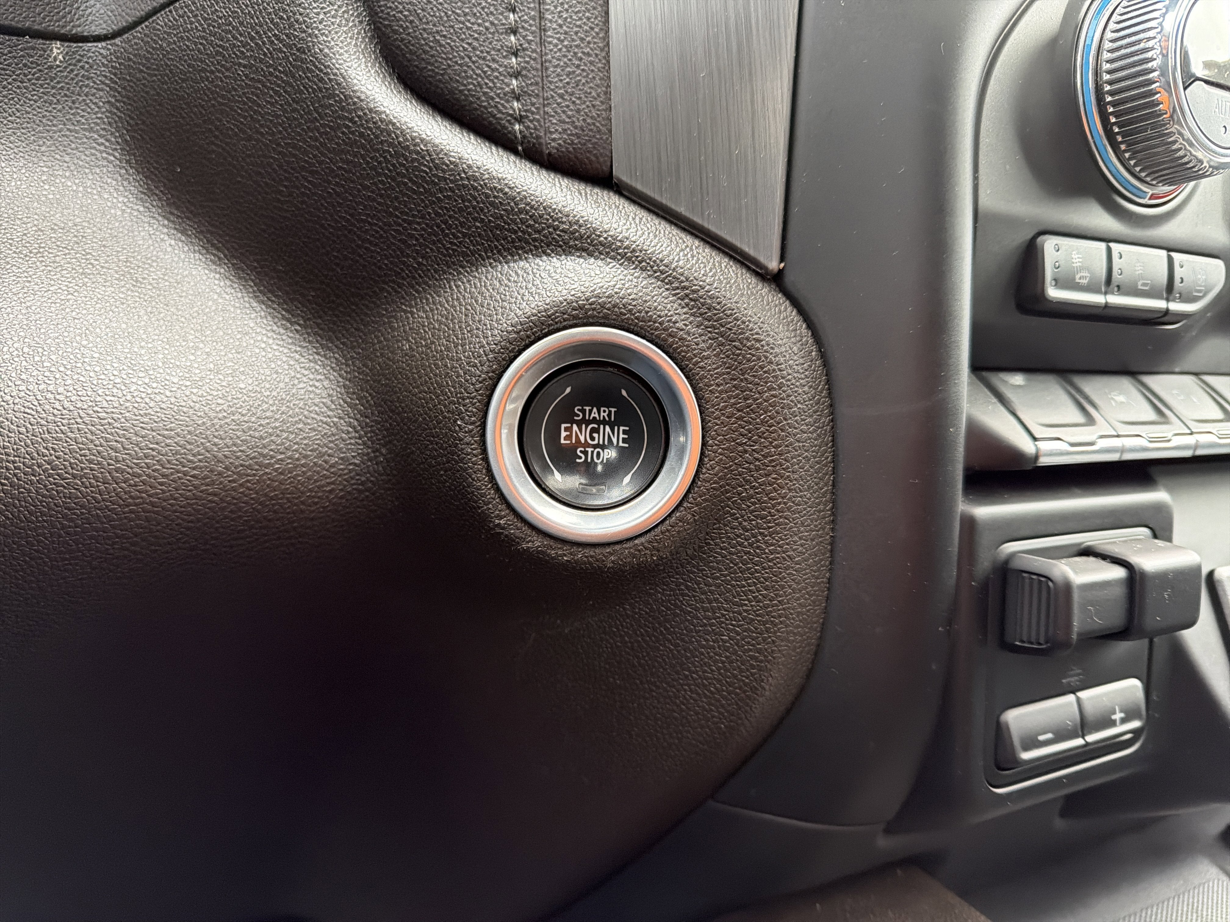 2022 GMC Sierra 1500 Limited 4WD Crew Cab 147 Denali