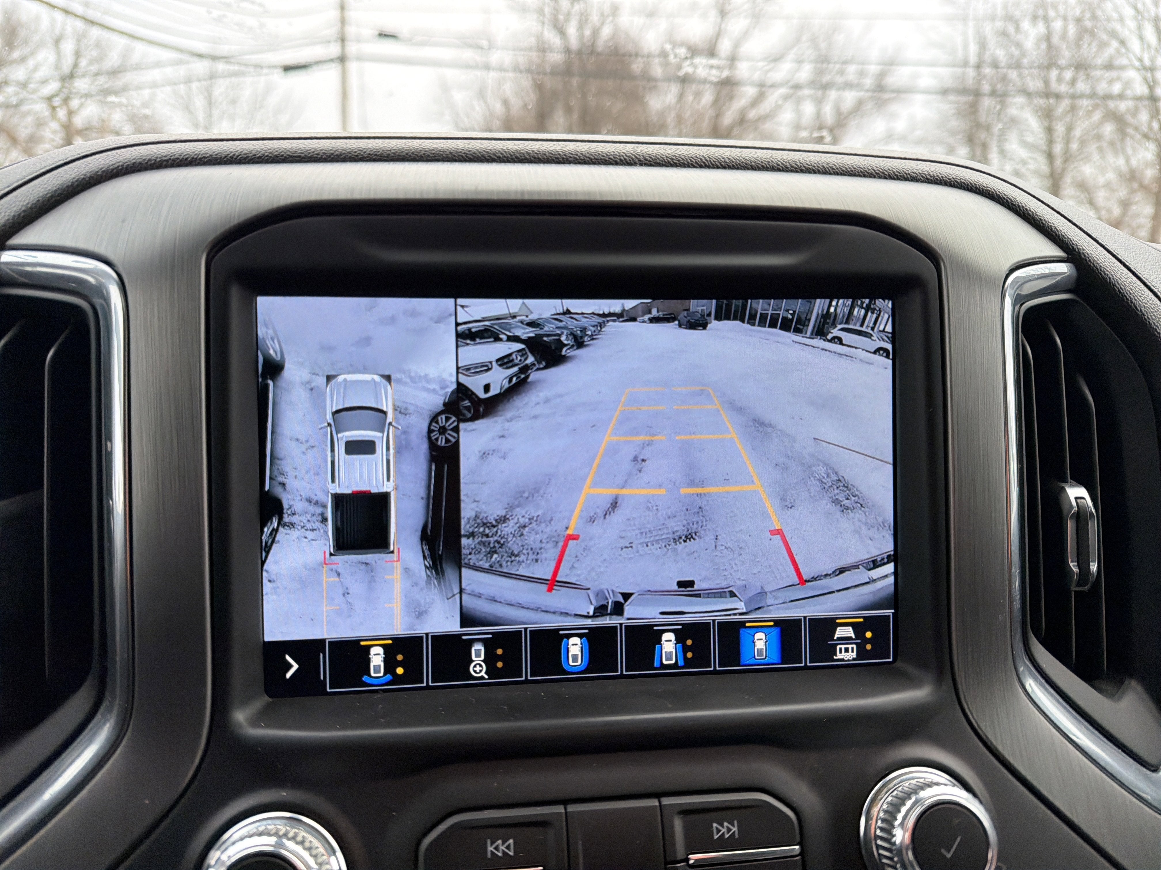 2022 GMC Sierra 1500 Limited 4WD Crew Cab 147 Denali