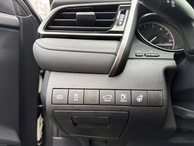 2023 Toyota Camry SE Auto AWD