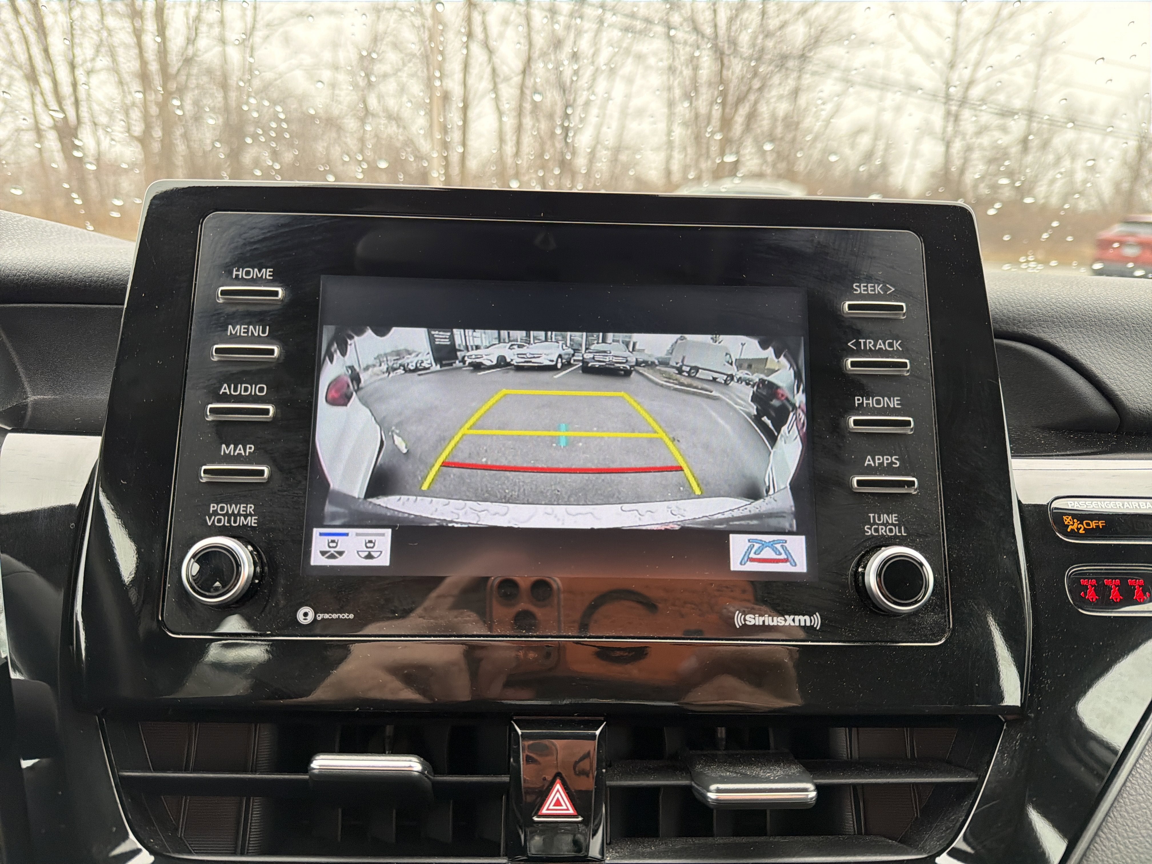 2023 Toyota Camry SE Auto AWD