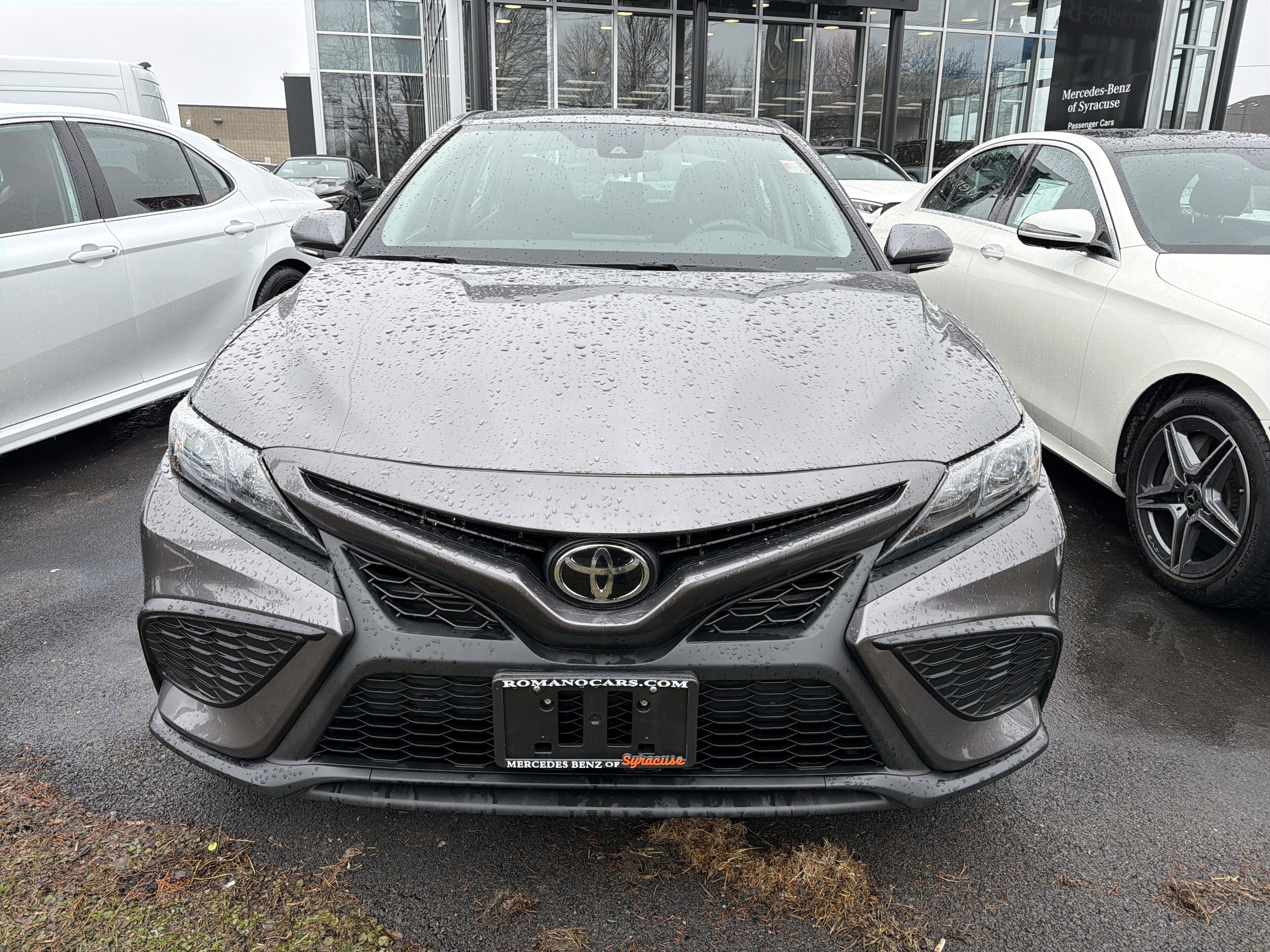 2023 Toyota Camry SE Auto AWD