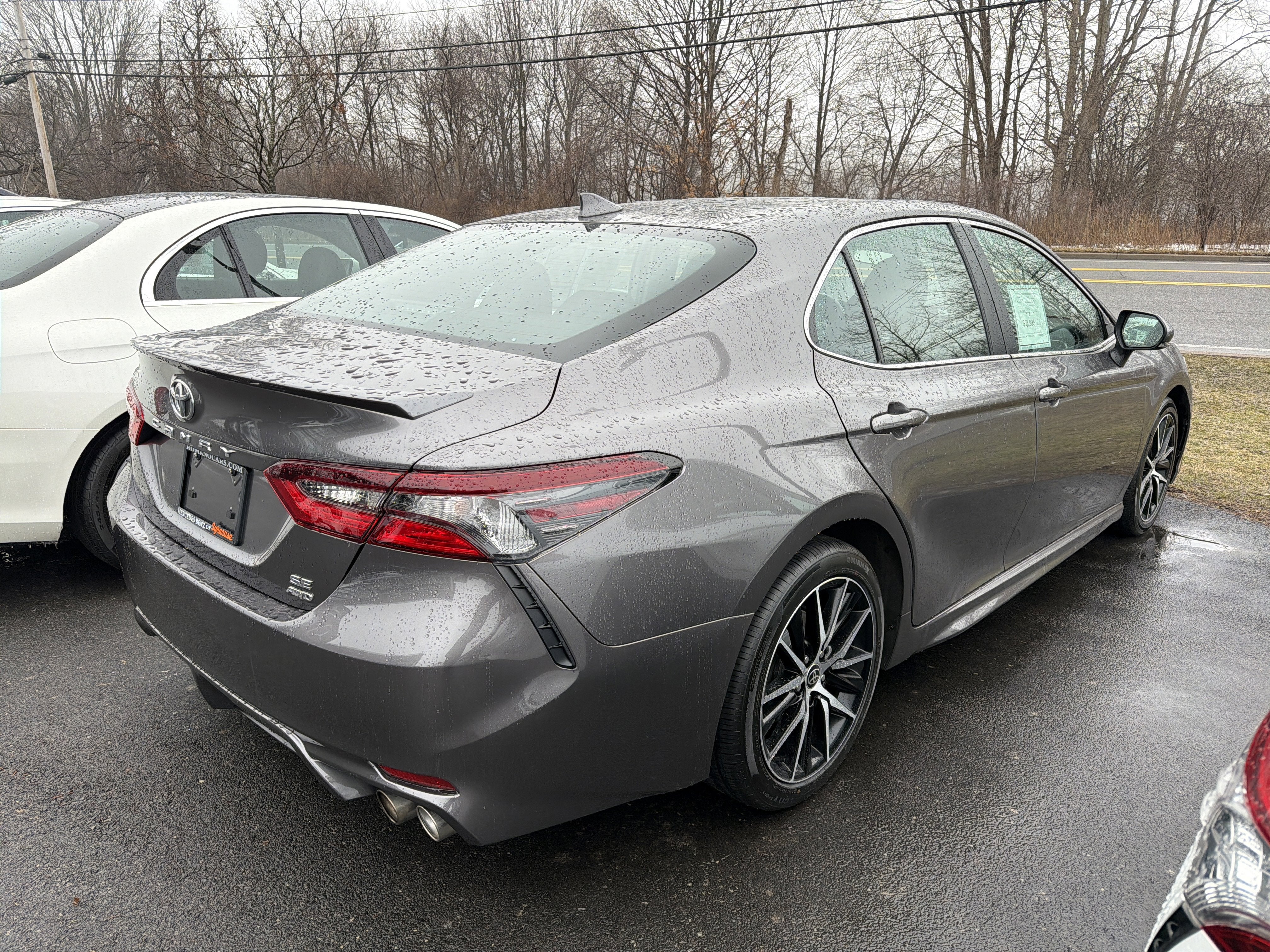 2023 Toyota Camry SE Auto AWD