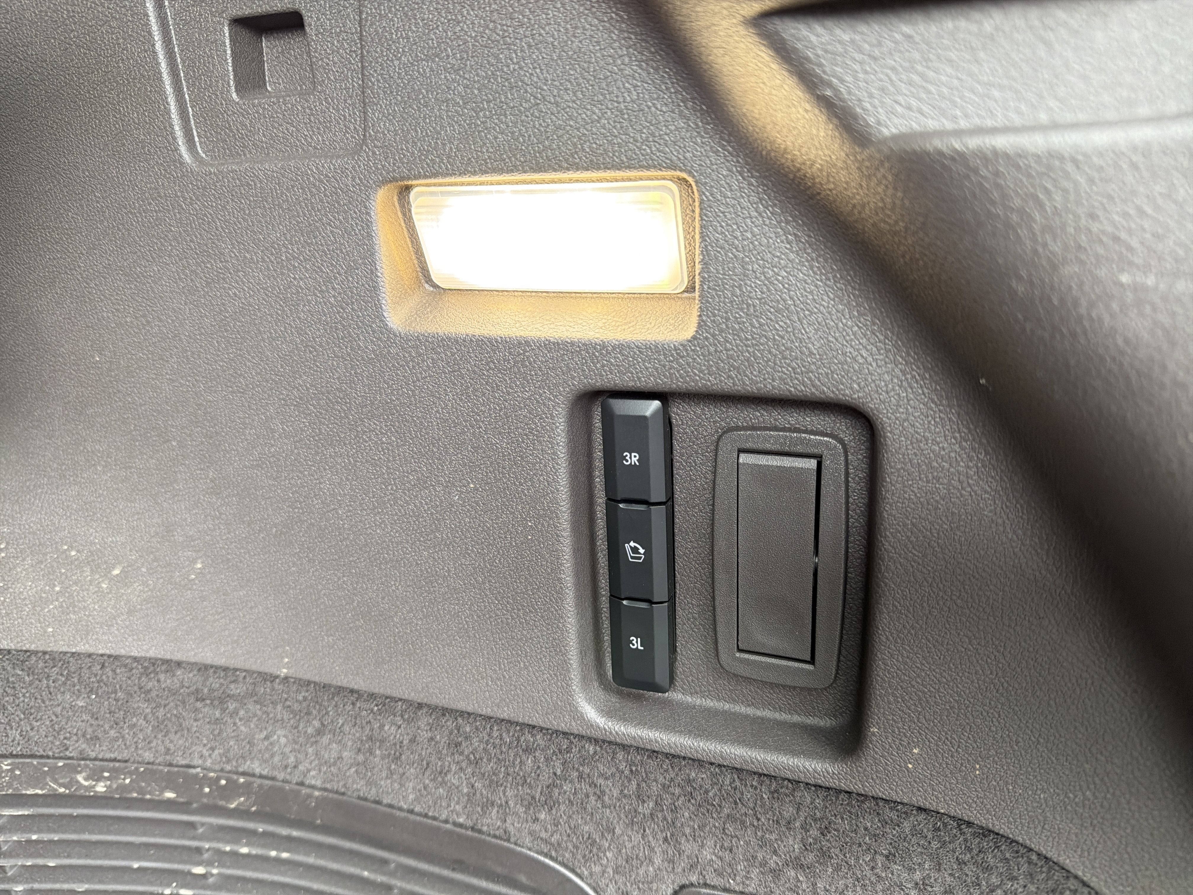 2023 Lincoln Aviator Standard AWD