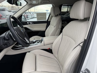 2024 BMW X7 xDrive40i Sports Activity Vehicle