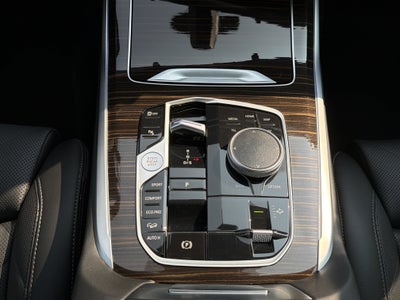 2026 BMW X7 xDrive40i Sports Activity Vehicle