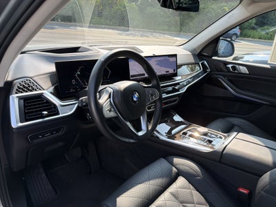 2026 BMW X7 xDrive40i Sports Activity Vehicle