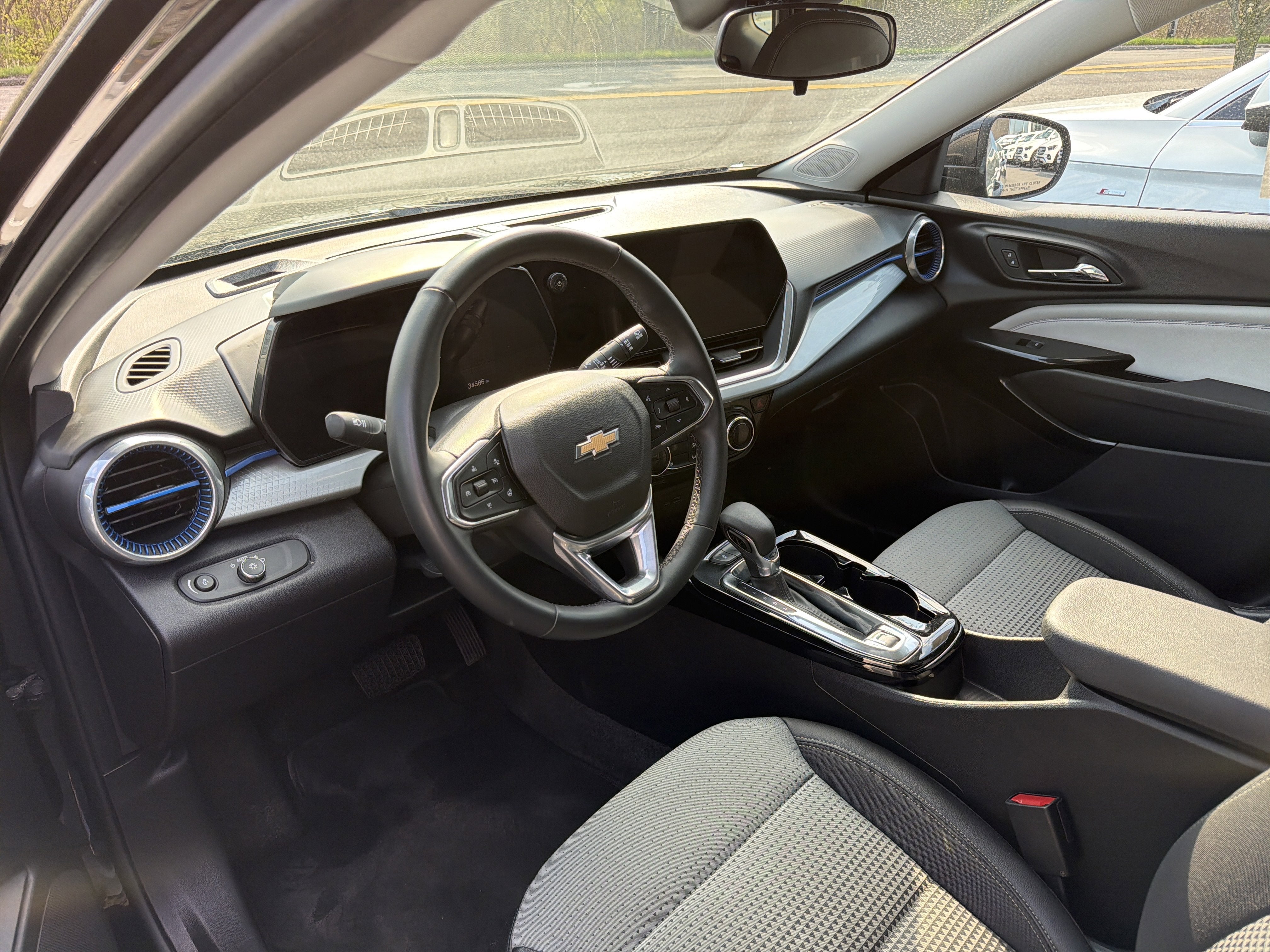2024 Chevrolet Trax FWD 4dr LT