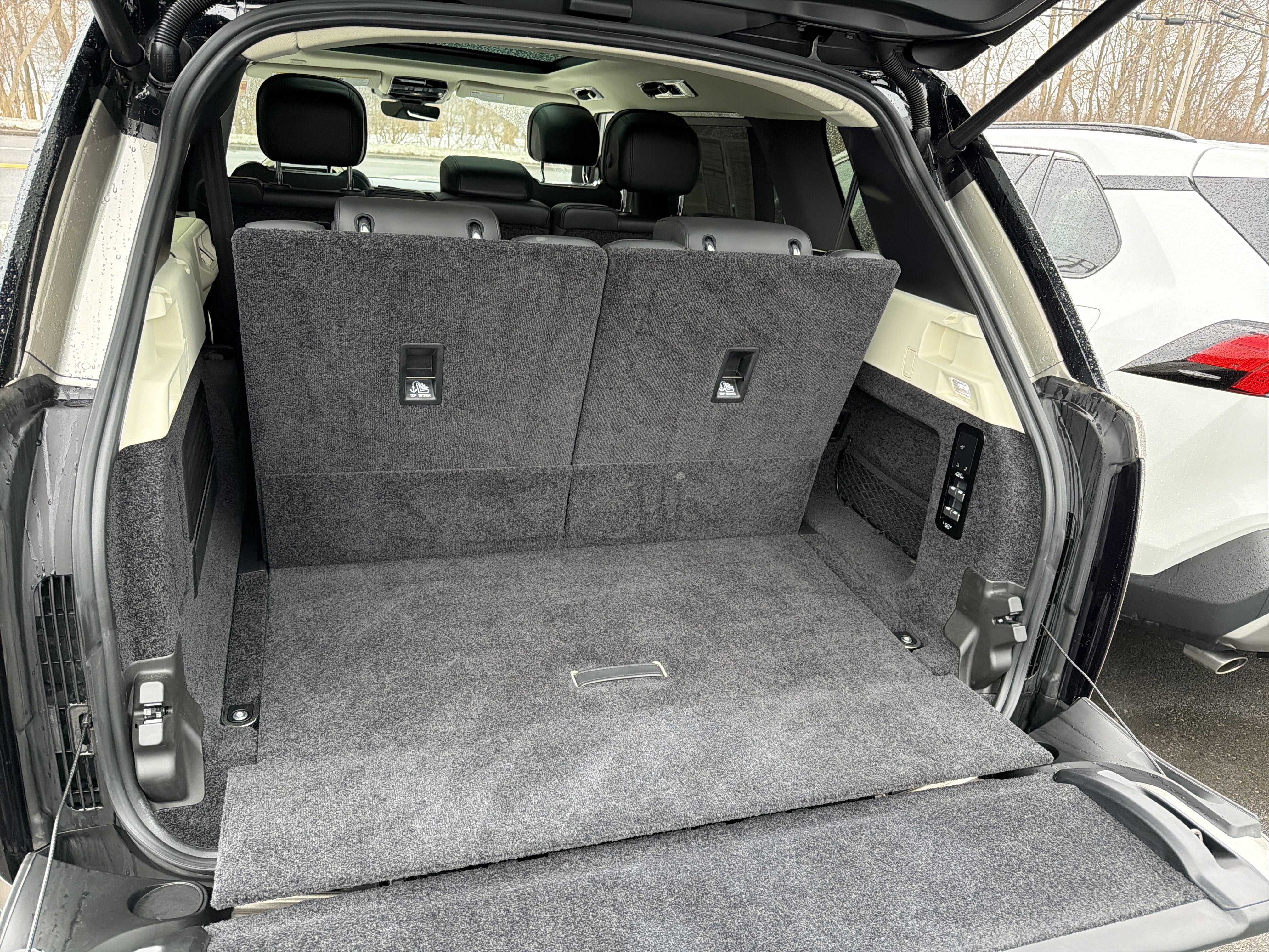 2024 Land Rover Range Rover P400 SE LWB 7 Seat