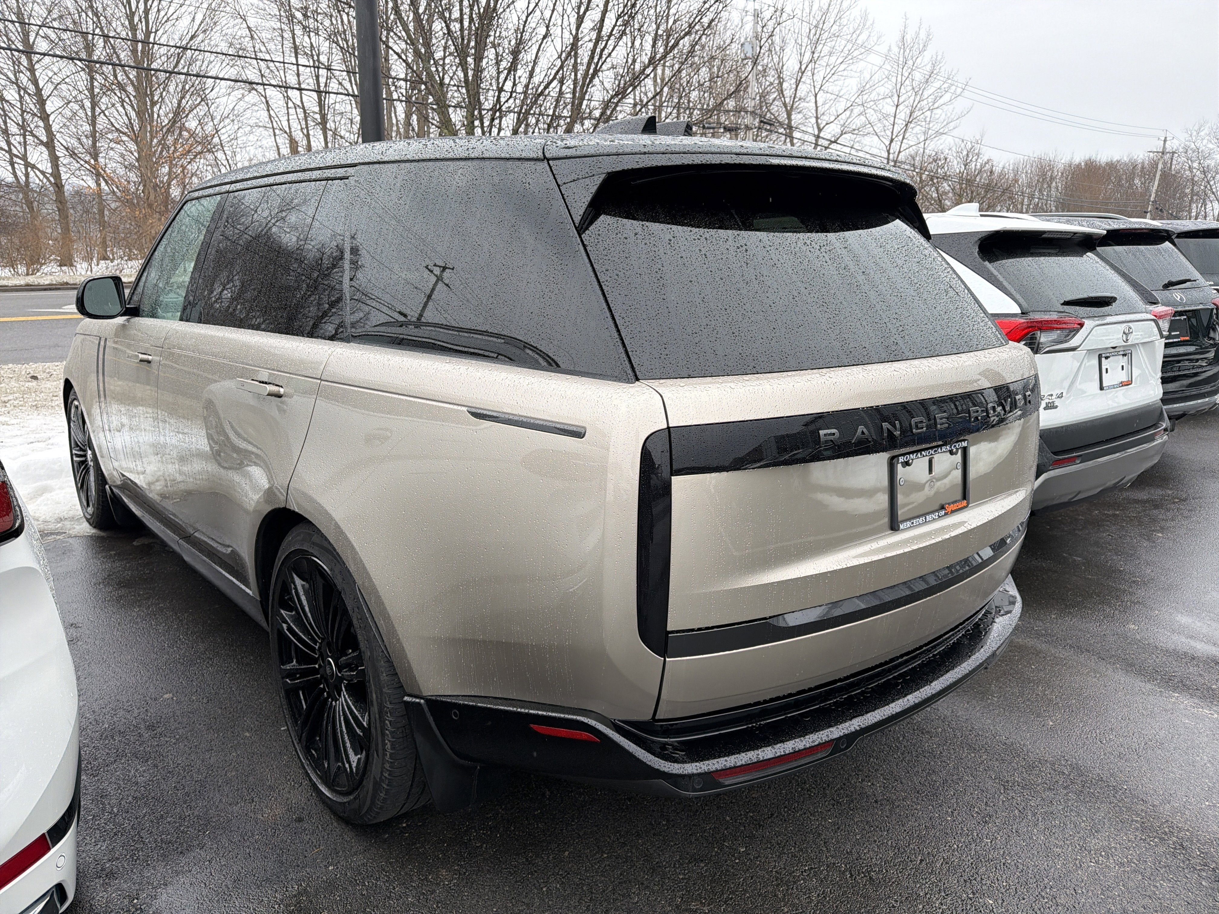 2024 Land Rover Range Rover P400 SE LWB 7 Seat