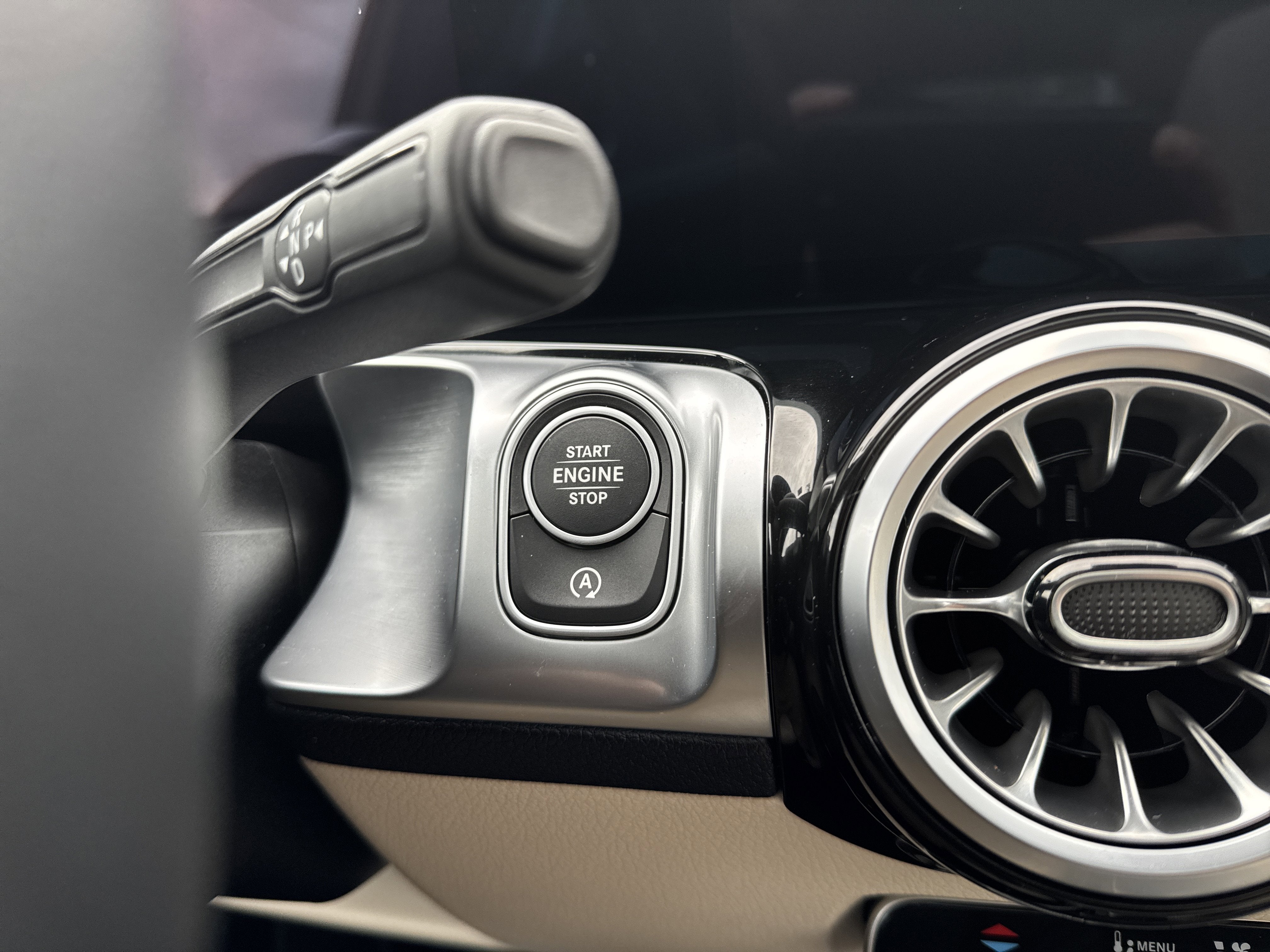 2025 Mercedes-Benz GLB GLB 250 4MATIC® SUV