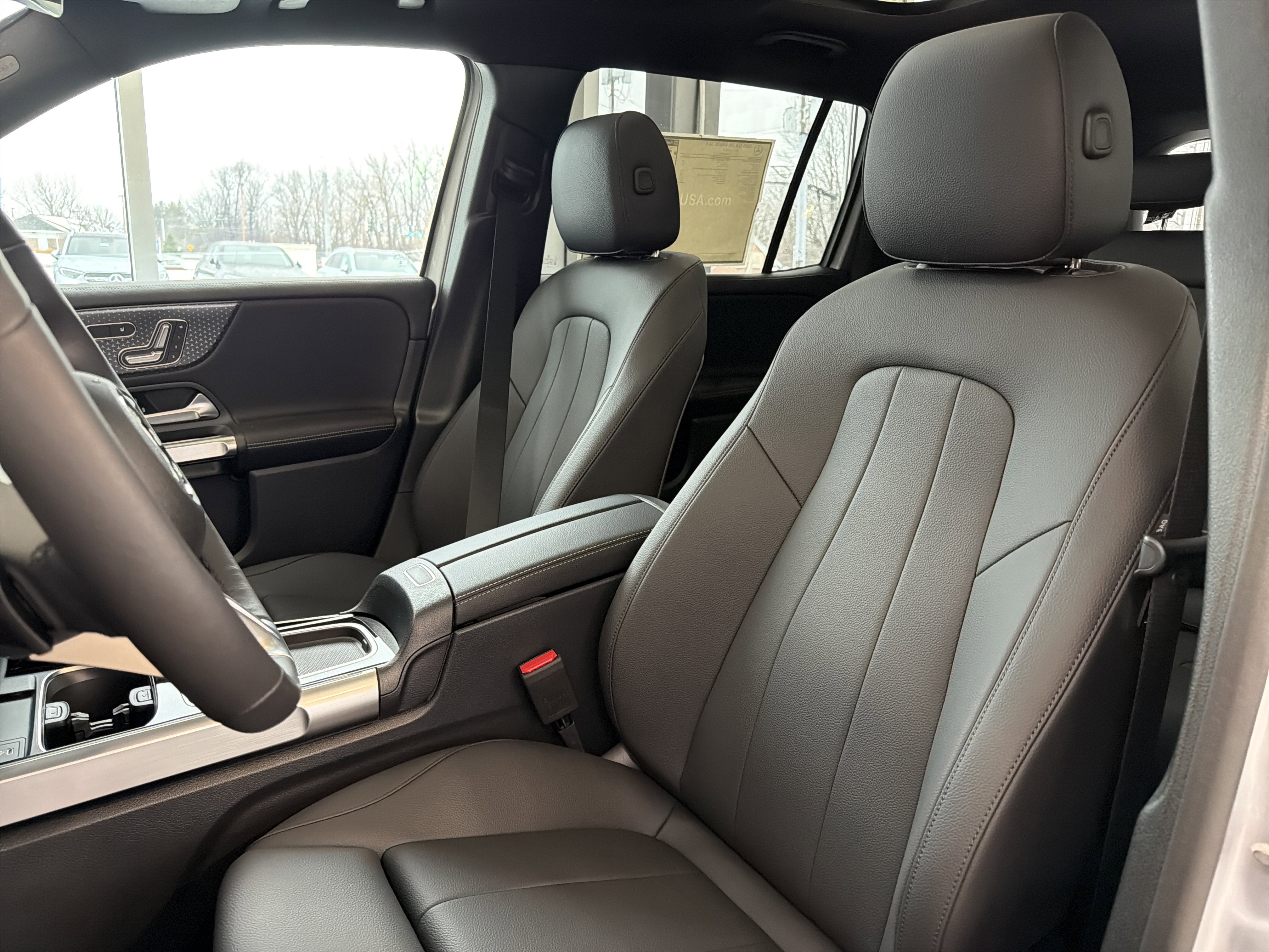 2025 Mercedes-Benz GLB GLB 250 4MATIC® SUV