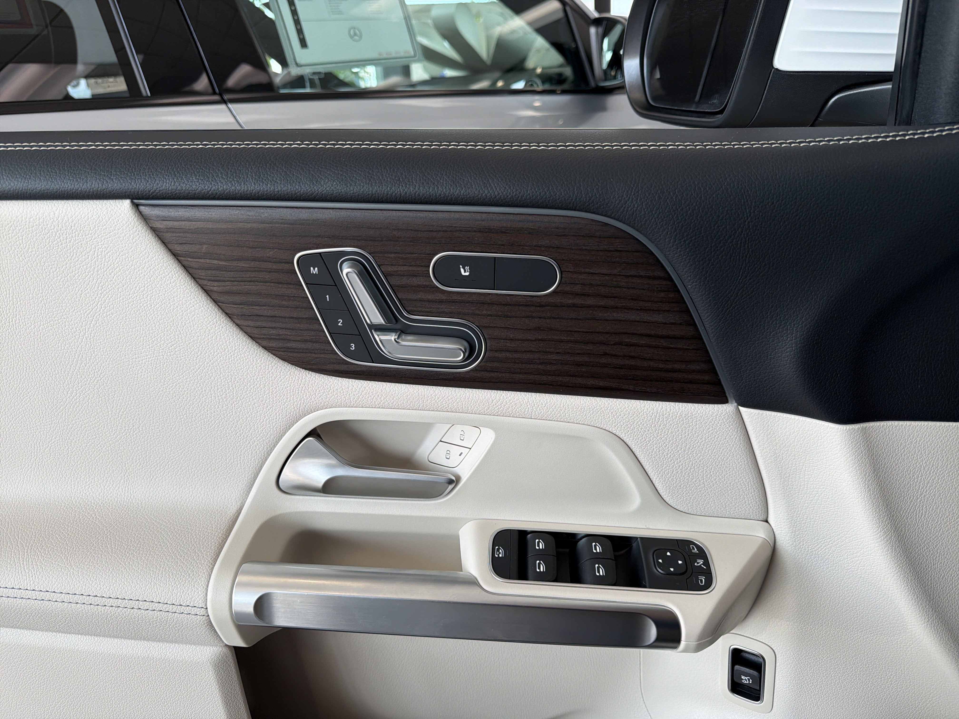 2026 Mercedes-Benz GLB GLB 250 4MATIC® SUV