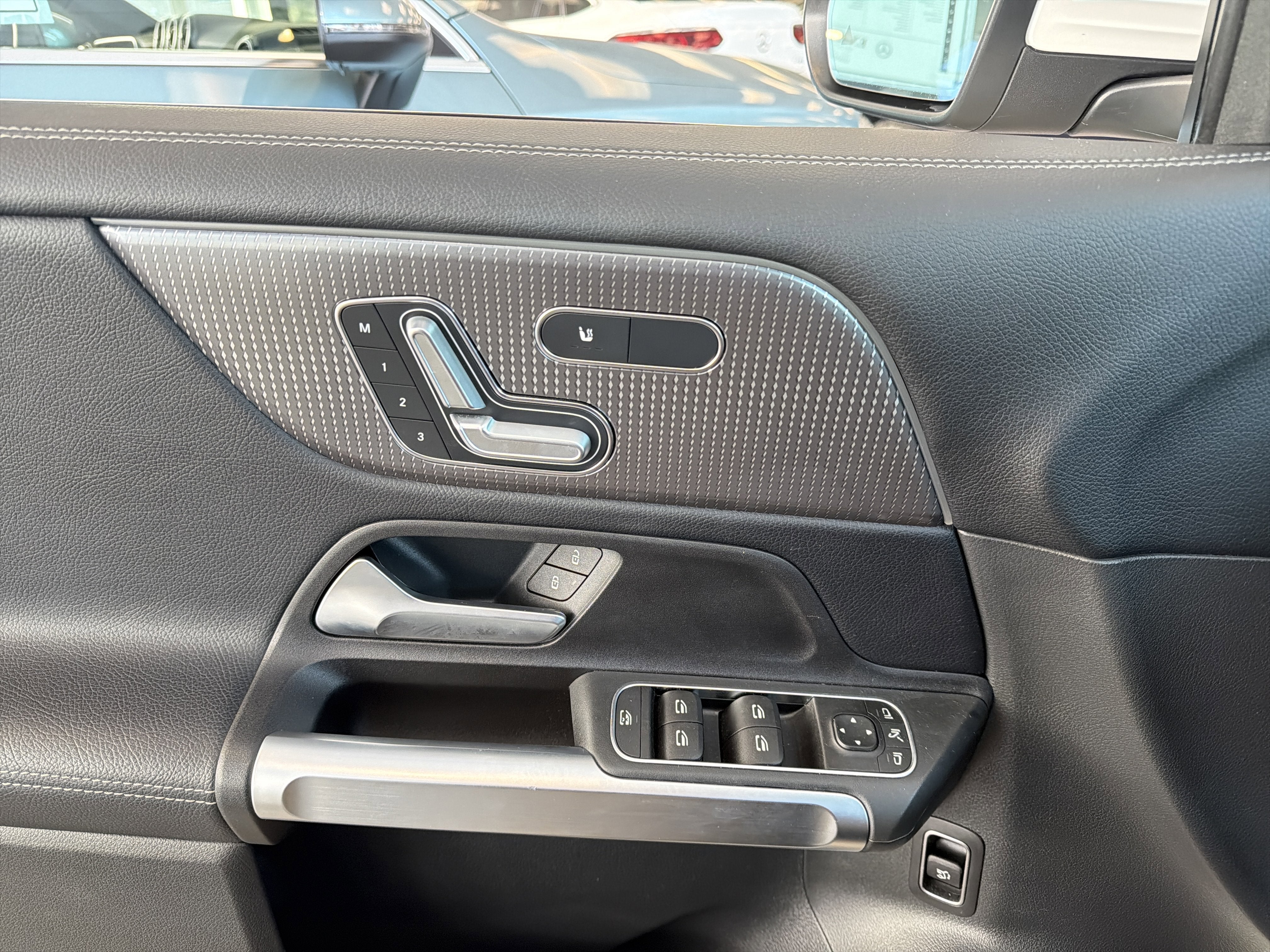 2023 Mercedes-Benz GLB GLB 250 4MATIC® SUV