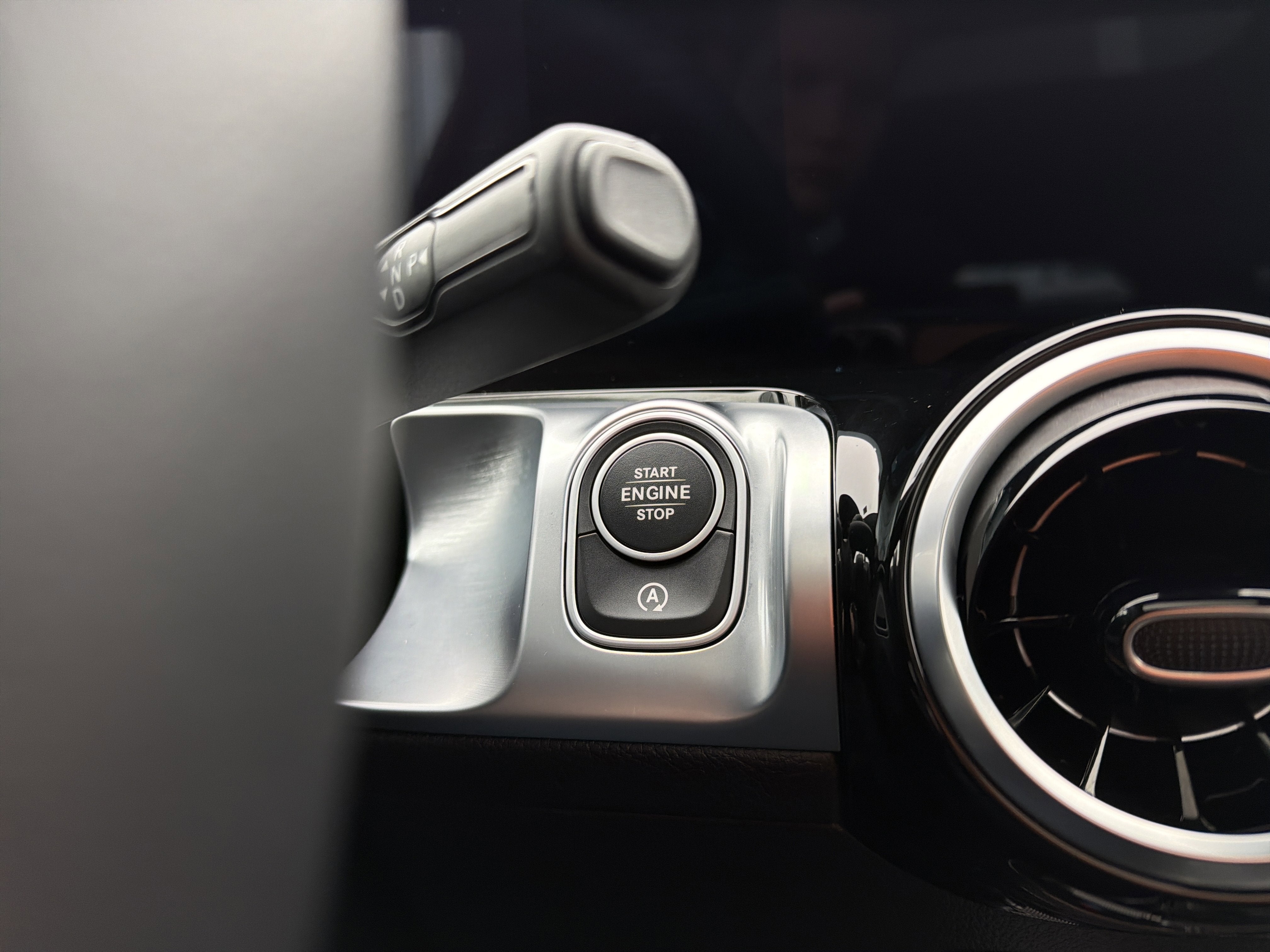 2026 Mercedes-Benz GLB GLB 250 4MATIC® SUV