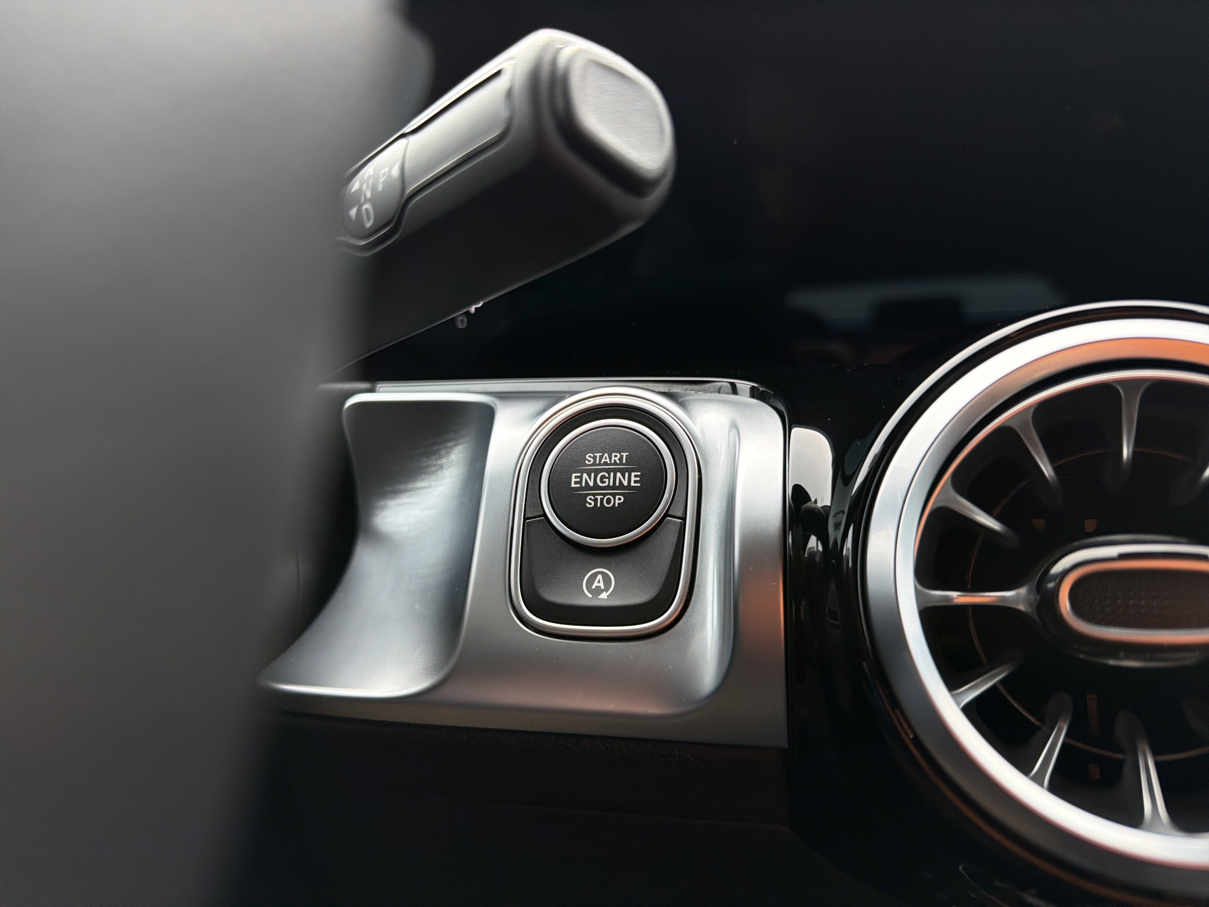 2026 Mercedes-Benz GLB GLB 250 4MATIC® SUV