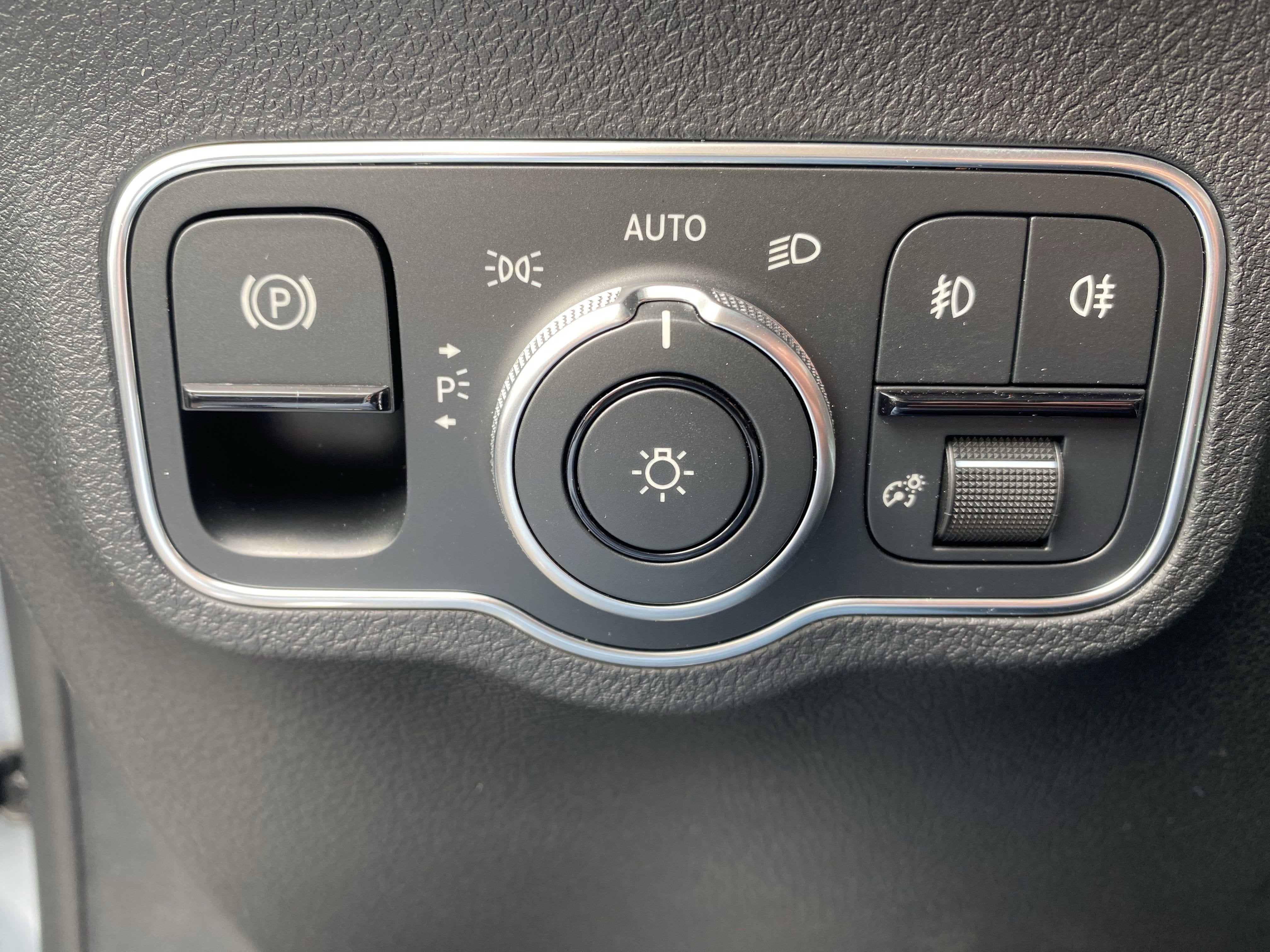 2025 Mercedes-Benz GLB GLB 250 4MATIC® SUV