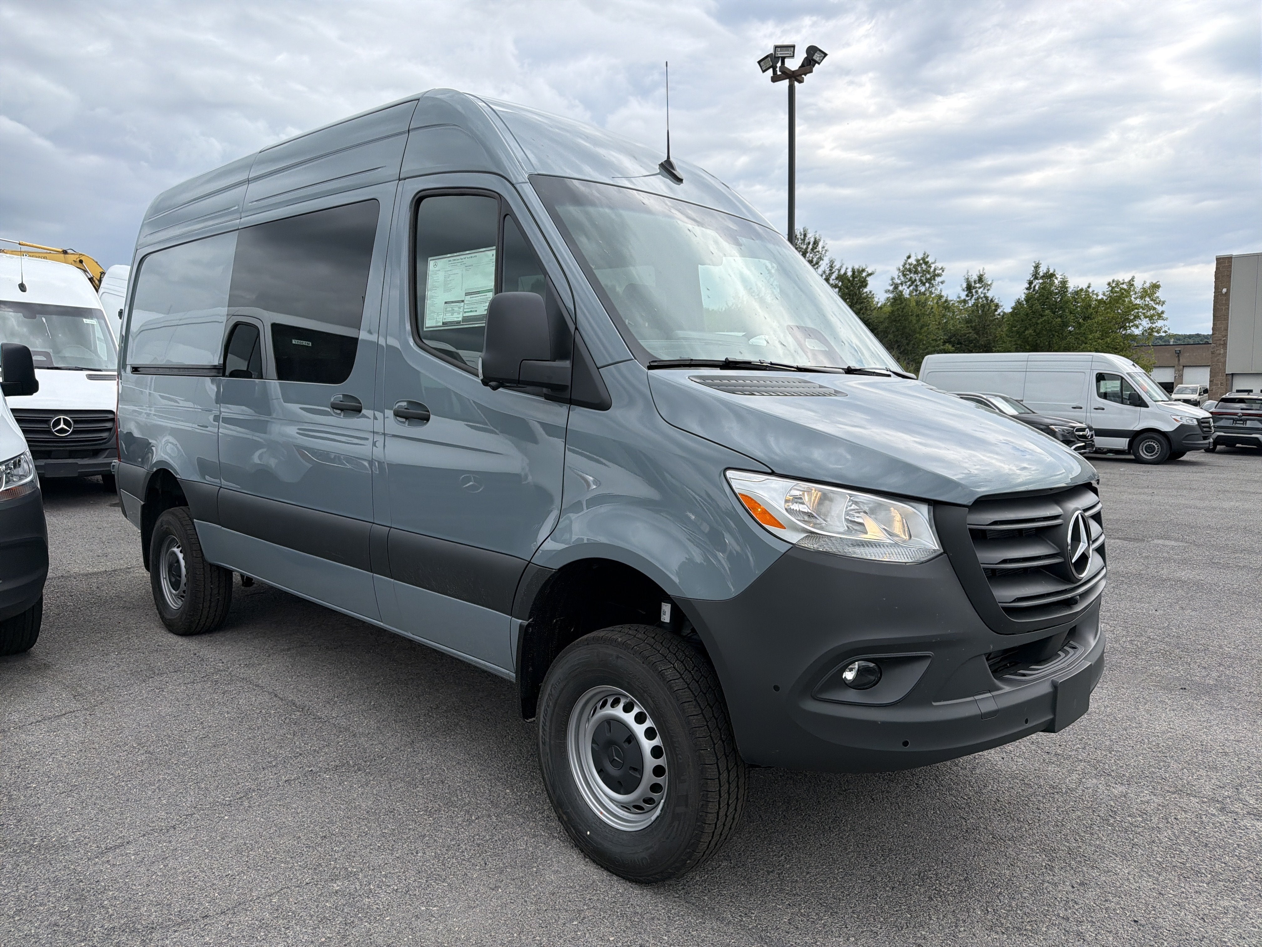 2026 Mercedes-Benz Sprinter Crew Van 2500 High Roof I4 Diesel HO 144 AWD
