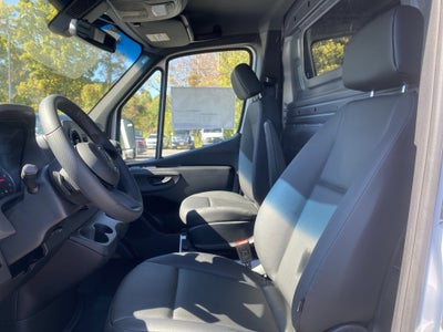 2026 Mercedes-Benz Sprinter Cargo Van 2500 Standard Roof I4 Diesel 144 RWD