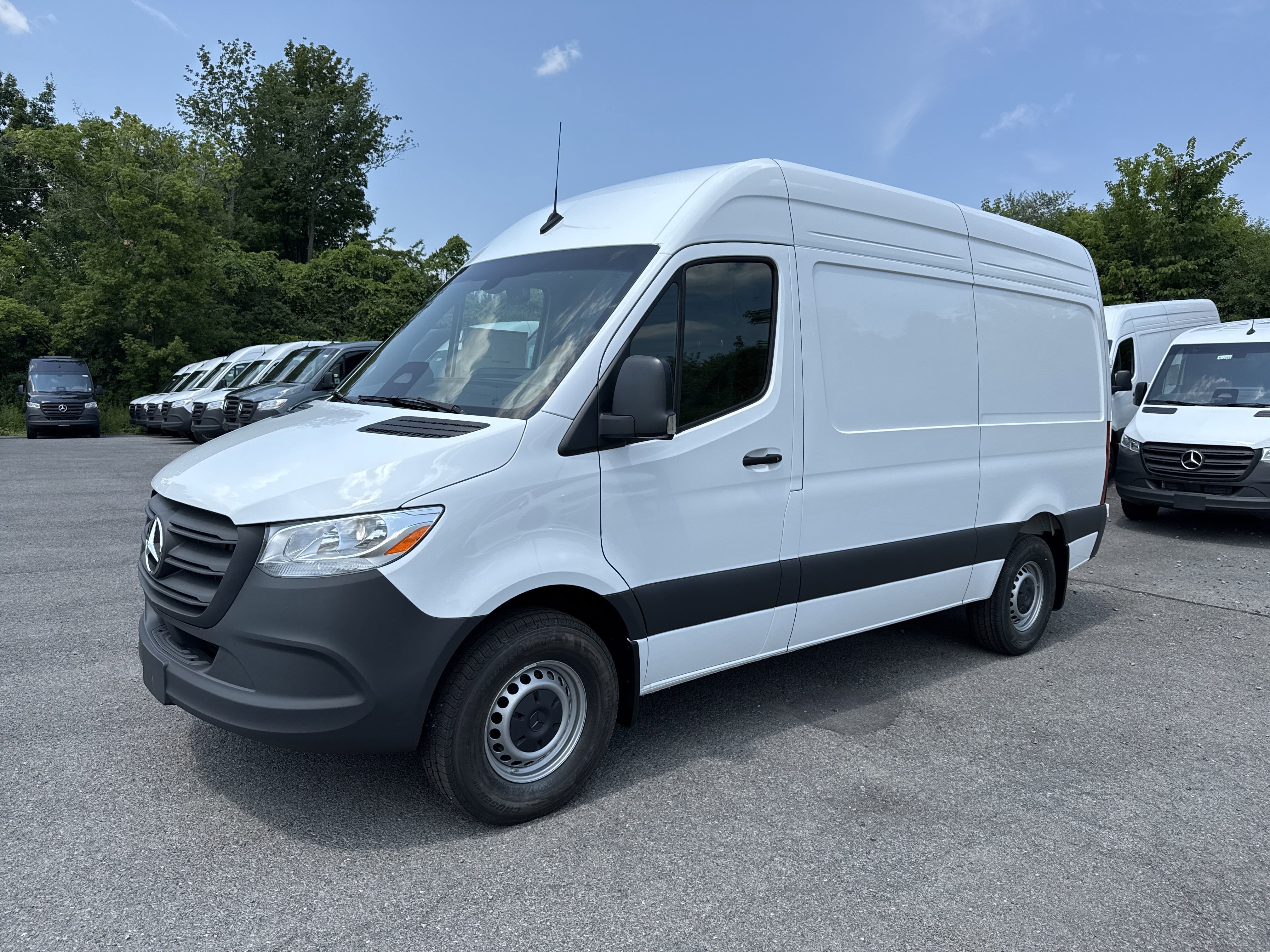 2025 Mercedes-Benz Sprinter Cargo Van 2500 High Roof I4 Diesel 144 RWD
