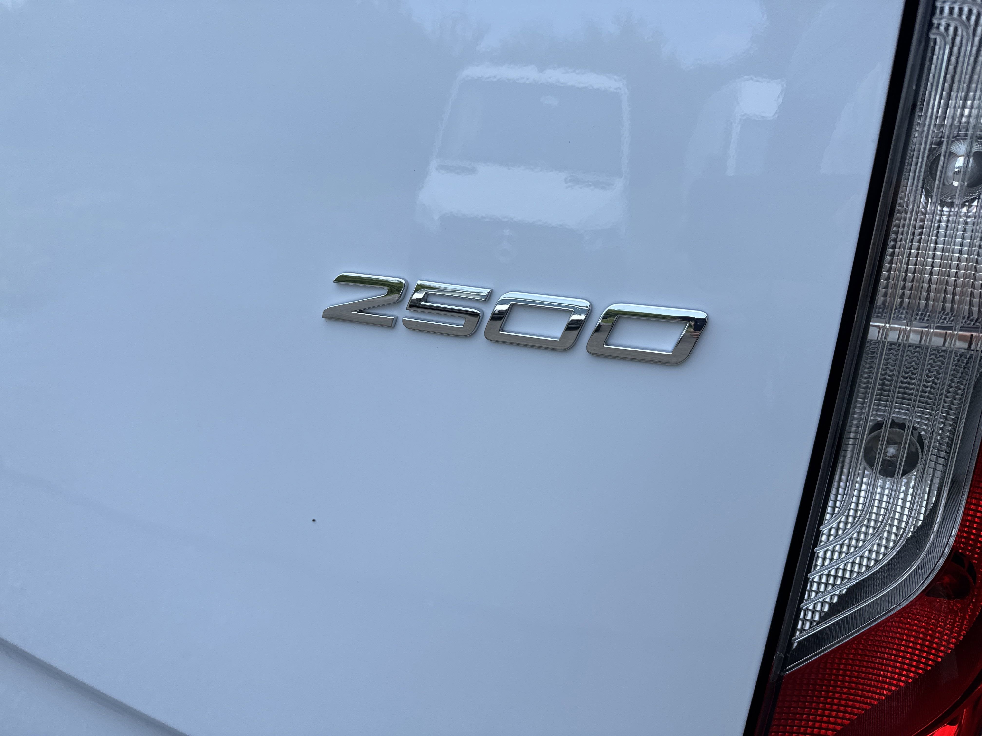 2025 Mercedes-Benz Sprinter Cargo Van 2500 High Roof I4 Diesel 144 RWD