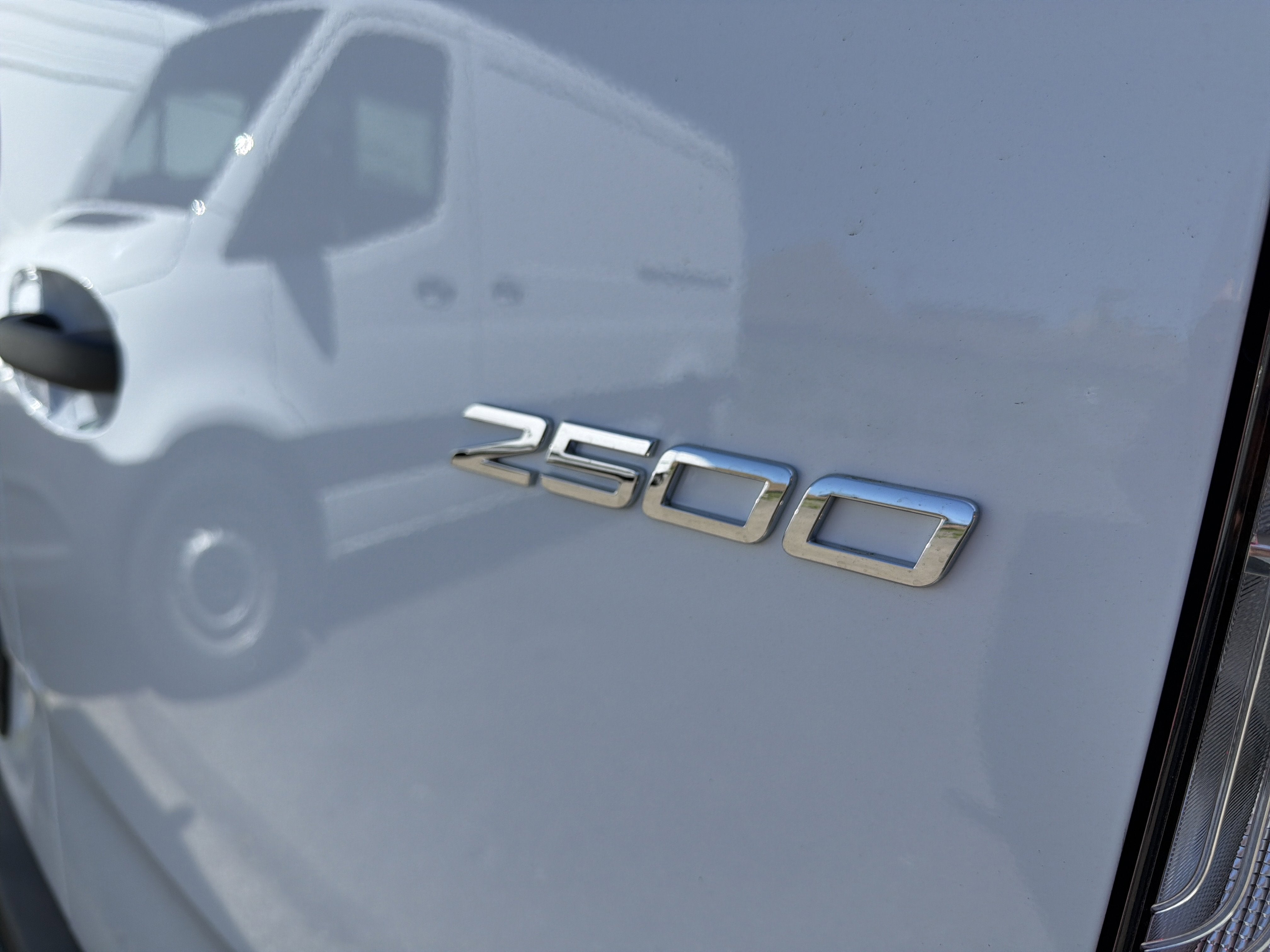 2026 Mercedes-Benz Sprinter Cargo Van 2500 Standard Roof I4 Diesel 144 RWD