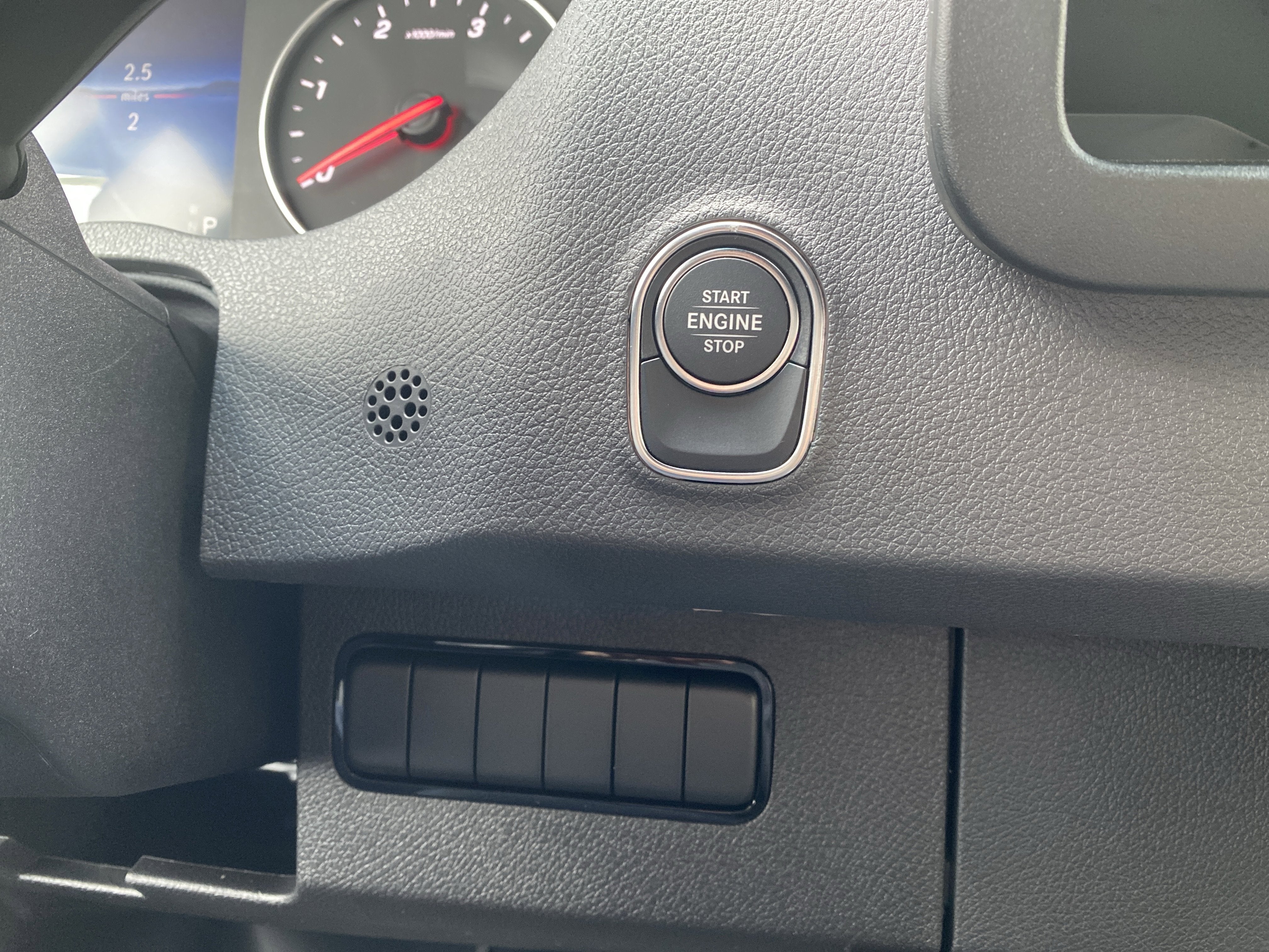 2026 Mercedes-Benz Sprinter Cargo Van 2500 Standard Roof I4 Diesel 144 RWD