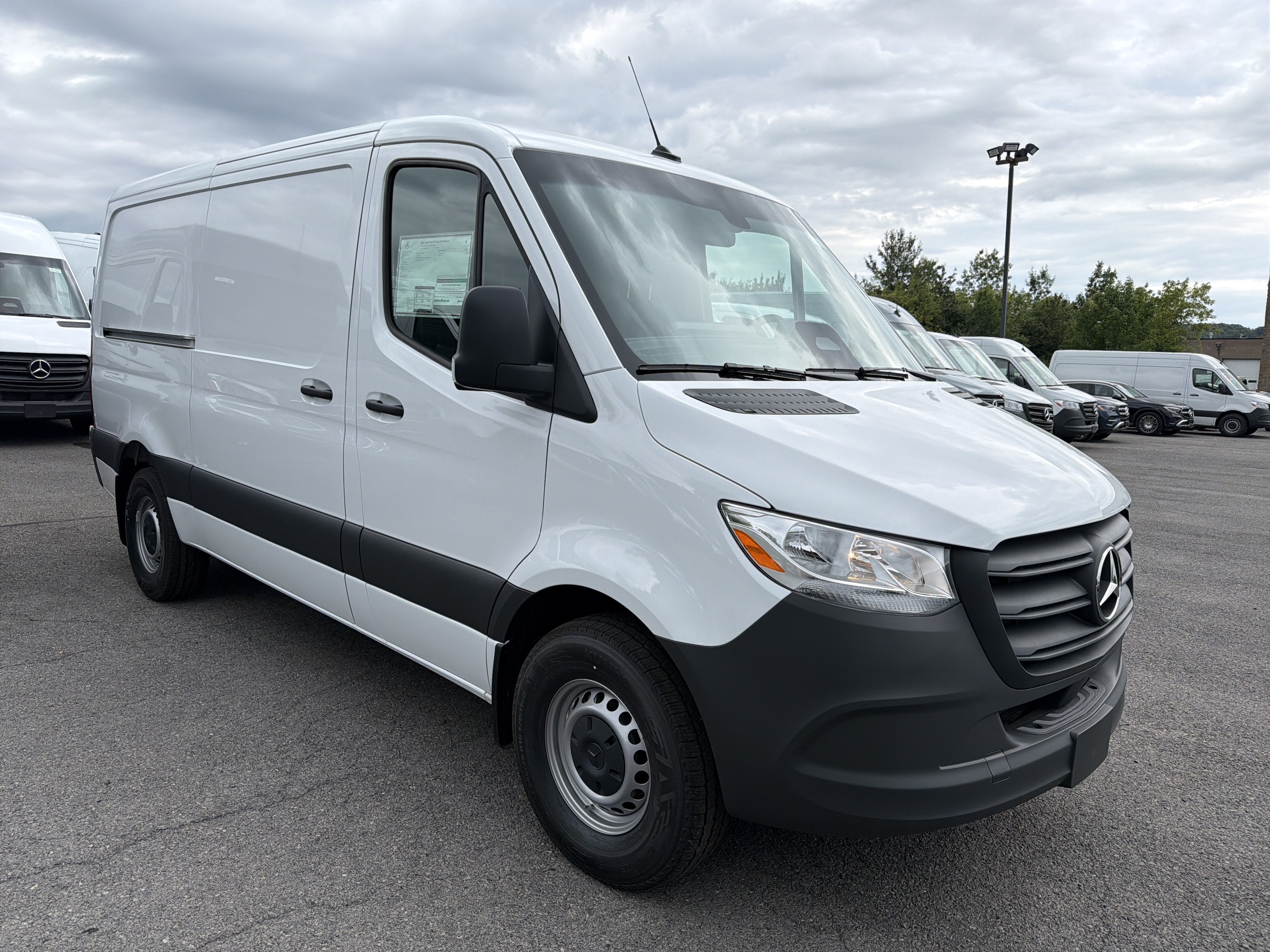 2026 Mercedes-Benz Sprinter Cargo Van 2500 Standard Roof I4 Diesel 144 Worker RWD