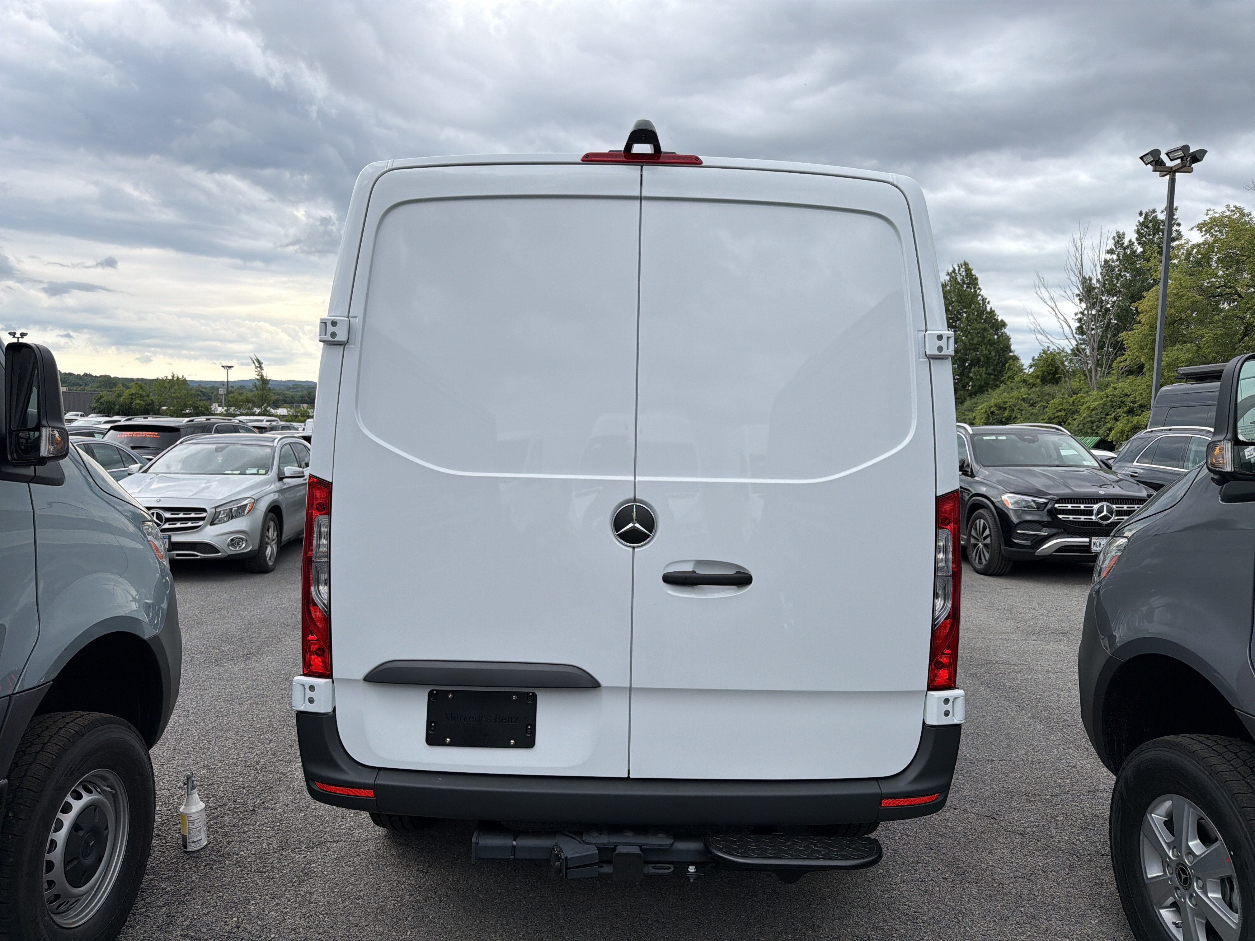 2026 Mercedes-Benz Sprinter Cargo Van 2500 Standard Roof I4 Diesel 144 Worker RWD