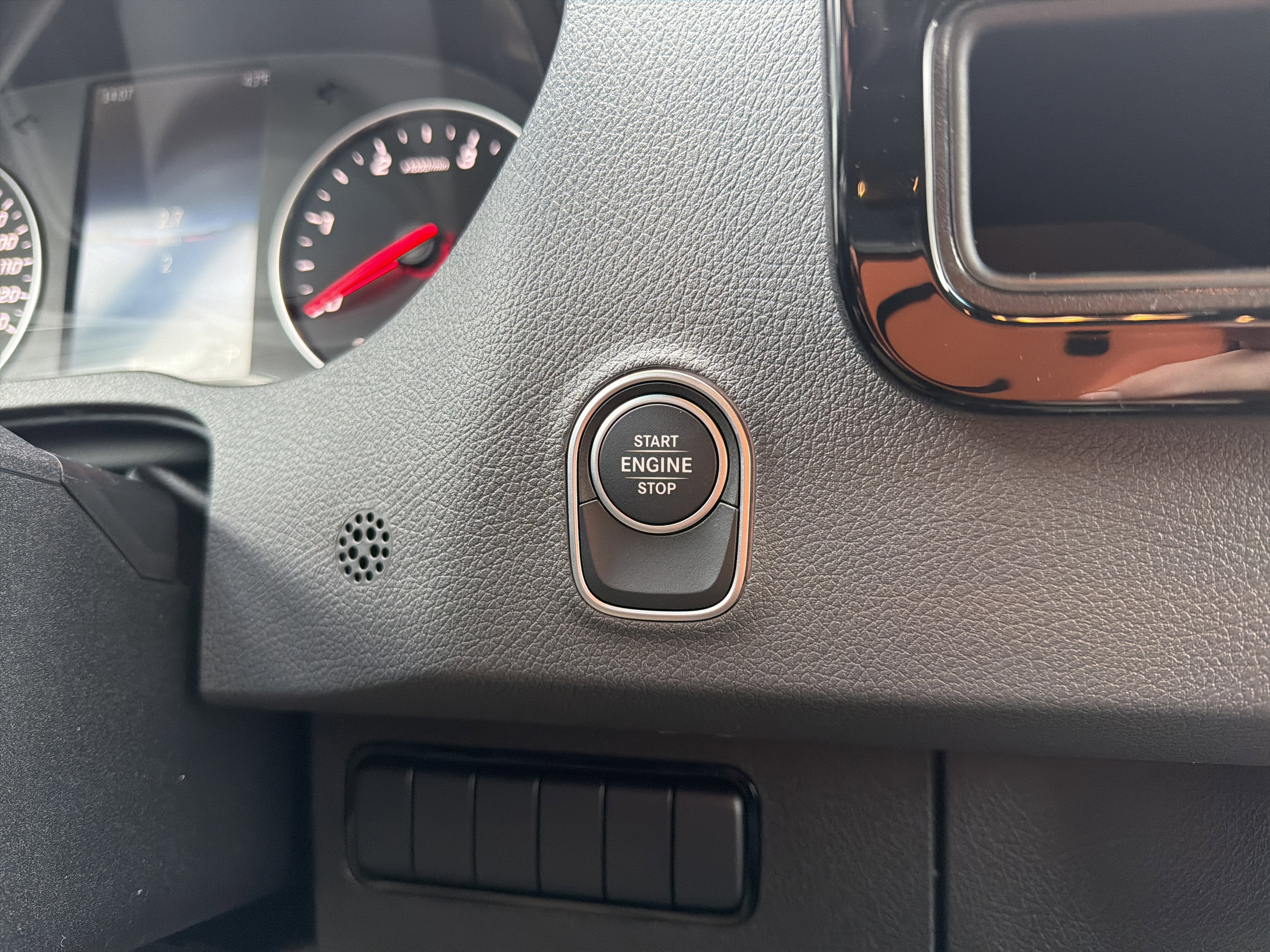 2026 Mercedes-Benz Sprinter Cargo Van 2500 Standard Roof I4 Diesel HO 144 RWD