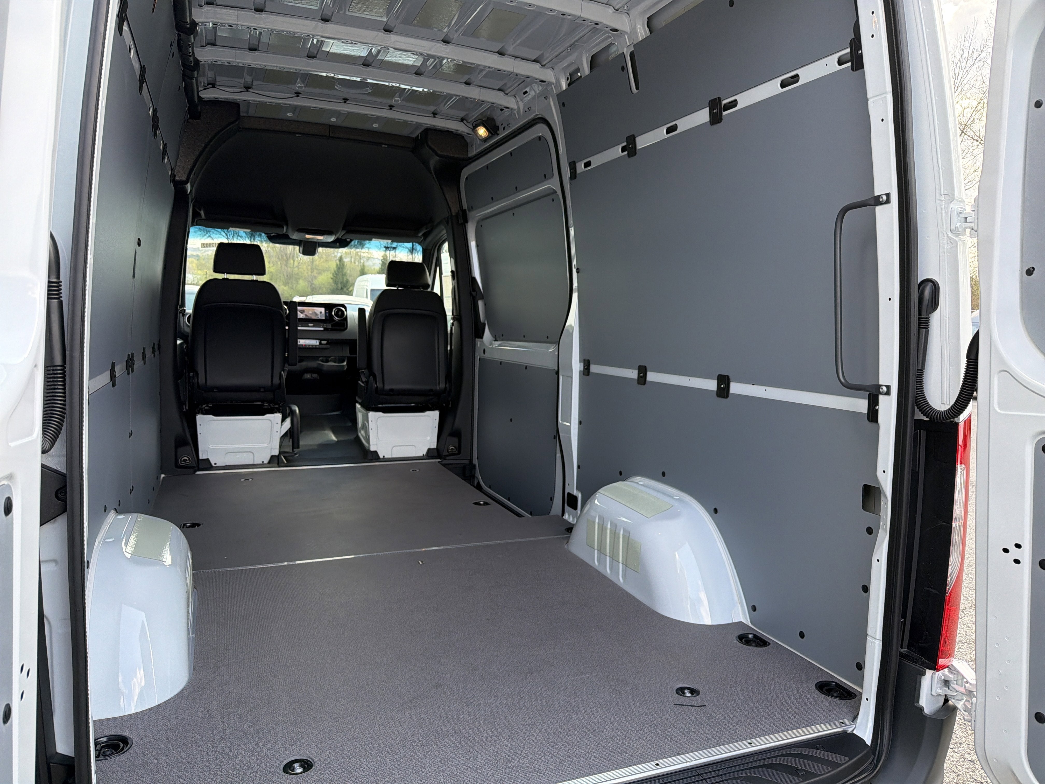 2026 Mercedes-Benz Sprinter Cargo Van 2500 Standard Roof I4 Diesel HO 144 RWD