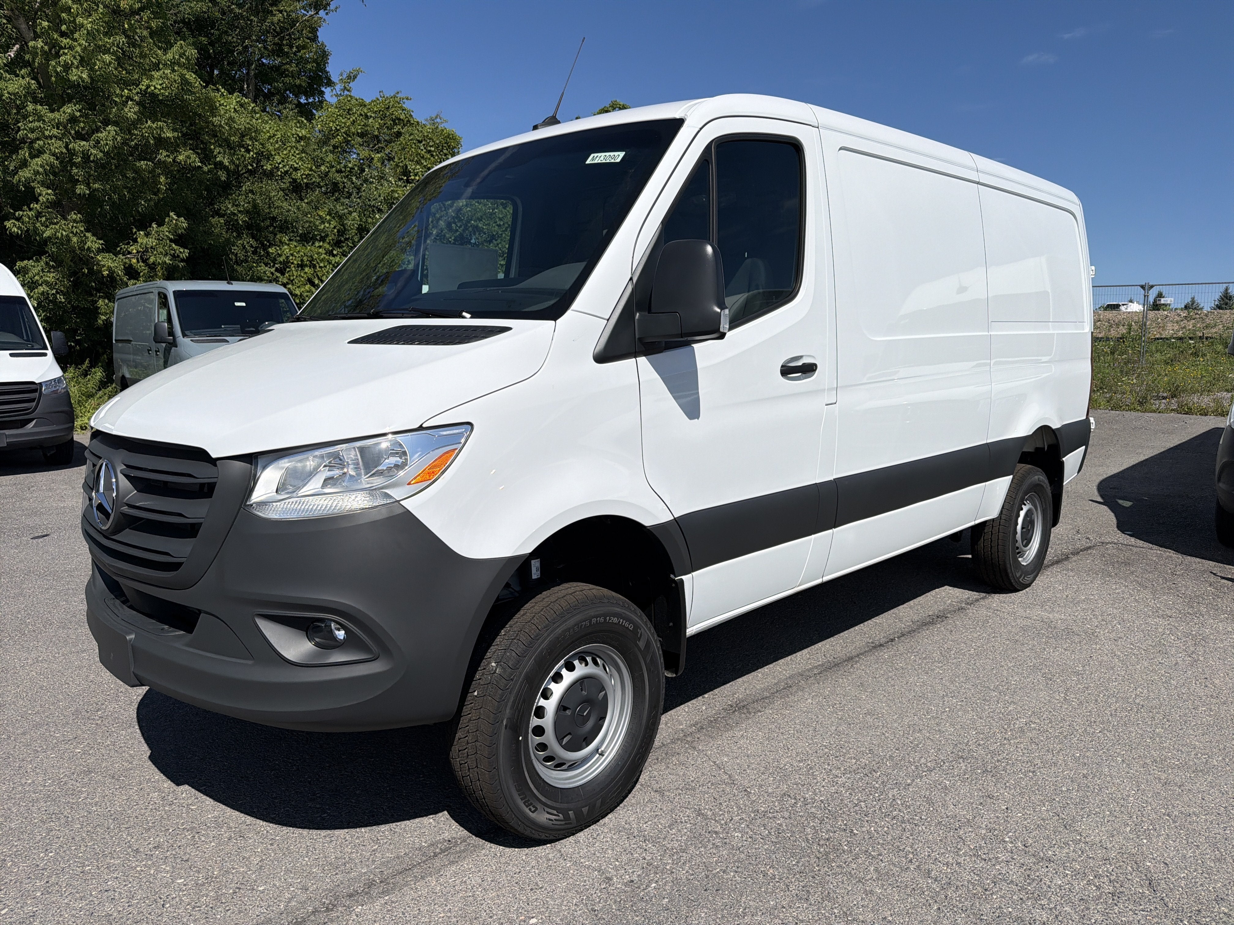 2026 Mercedes-Benz Sprinter Cargo Van 2500 Standard Roof I4 Diesel HO 144 AWD